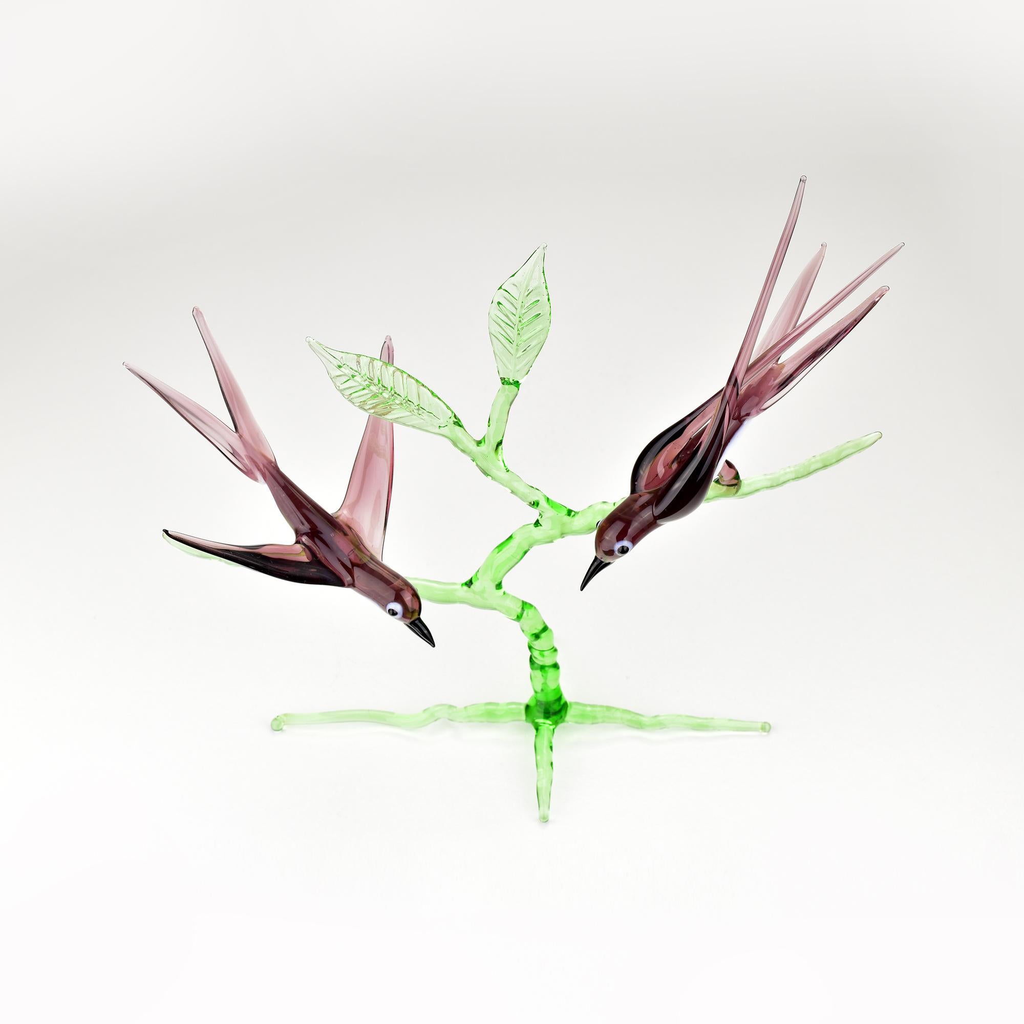 italien Delicate Mid Century Murano Art Glass Figurine Sculpture Swallows on a Branch en vente