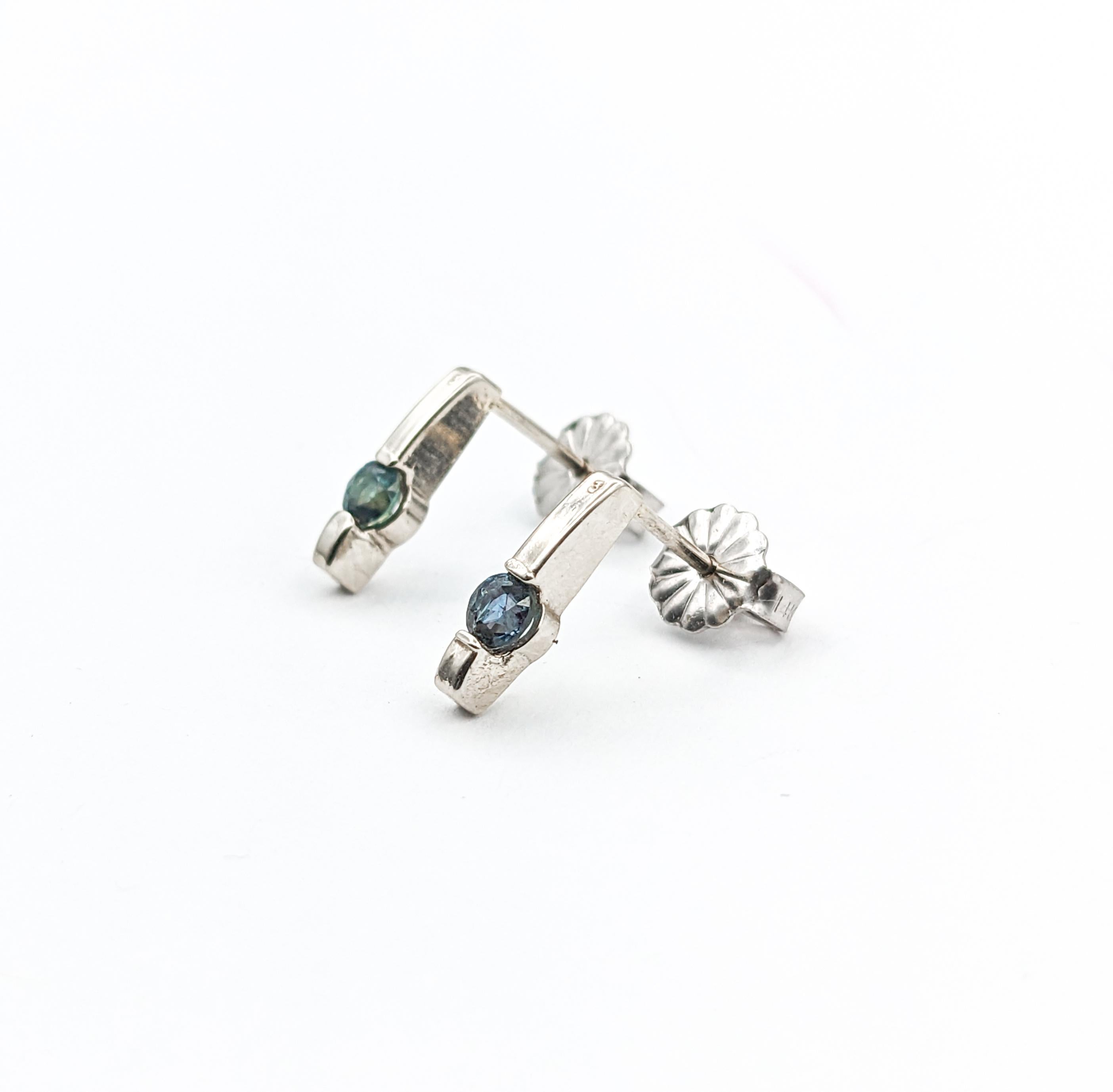 Delicate Natural Alexandrite Stud Earrings in White Gold For Sale 1