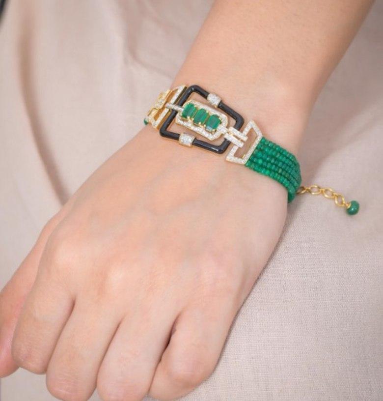 Emerald Cut Delicate Natural Emerald Yellow Gold Black Enamel Bracelet for Her For Sale