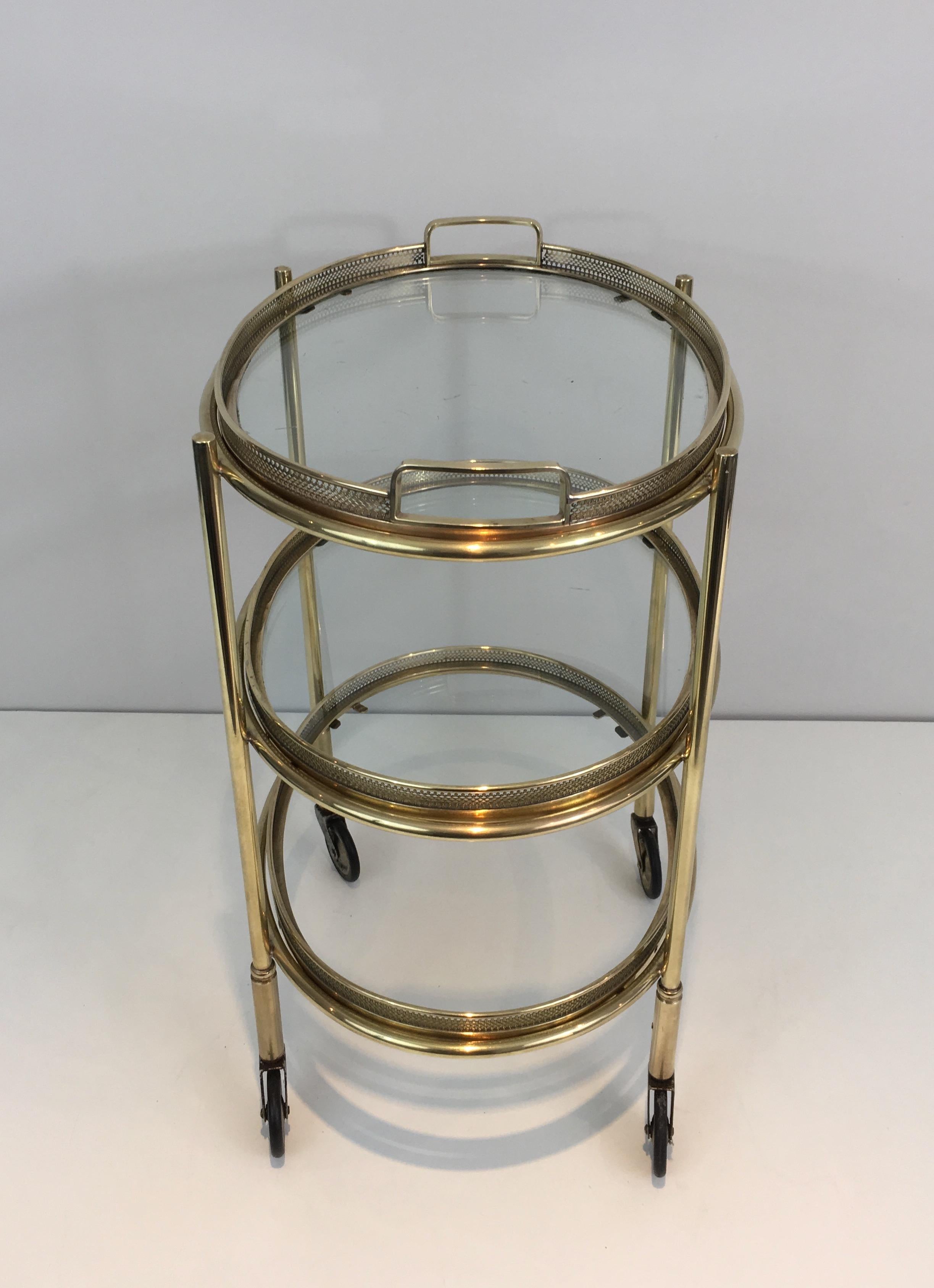 Delicate Neoclassical Oval Brass Trolley with 3 Removable Shelves In Good Condition In Marcq-en-Barœul, Hauts-de-France