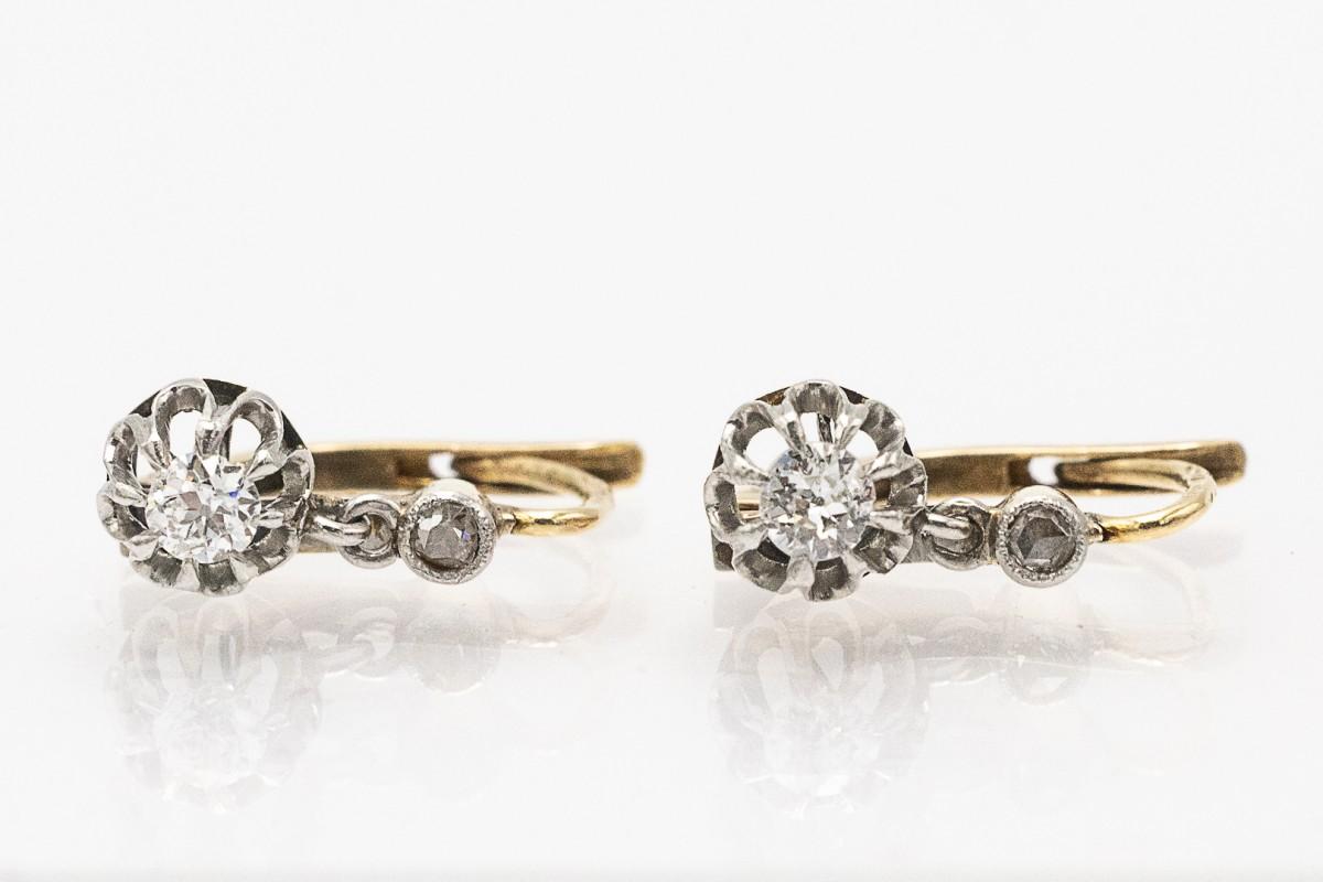 Delicati orecchini di diamanti francesi antichi, inizio XX secolo. in vendita 1