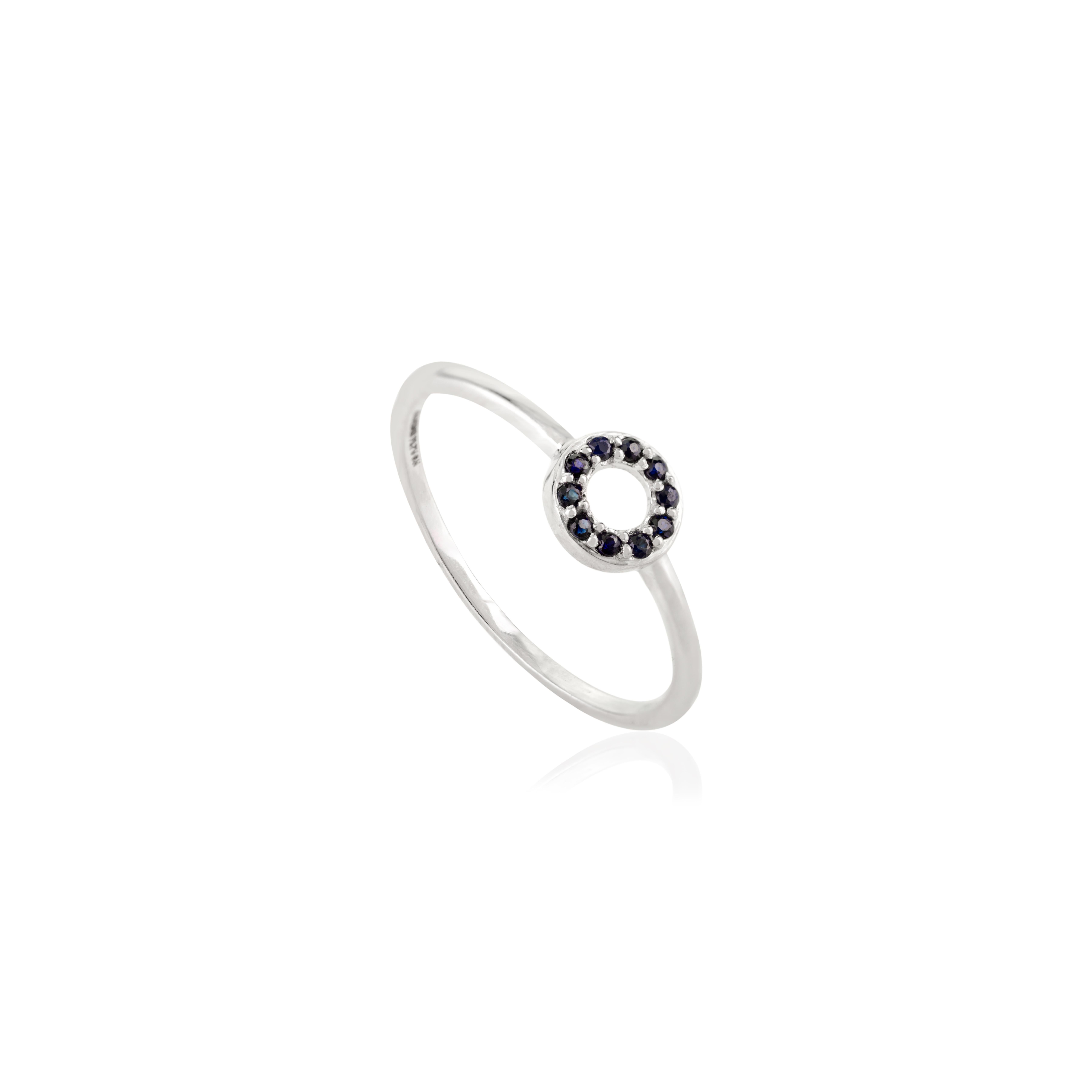 Im Angebot: Delicate Open Halo Circle Blue Sapphire Ring in 14k White Gold Everyday Jewelry () 3