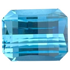 Delicate Oppose Bar Pixel Cut Swiss Blue Topaz 7.40 carats Madagascar's Gemstone