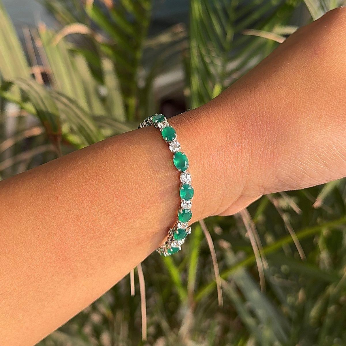 Delicate Prong Set Emerald Birthstone Silver Tennis Bracelet for Graduation Gift For Sale 2