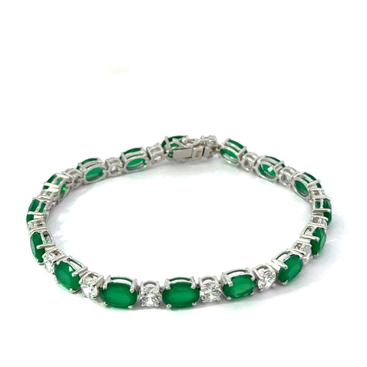 Delicate Prong Set Emerald Birthstone Silver Tennis Bracelet for Graduation Gift For Sale 3