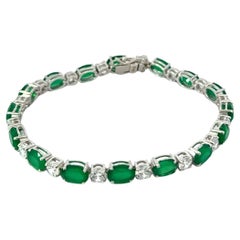 Bracelet de tennis en argent pour la fête des mères, serti d'émeraudes et de pierres de naissance