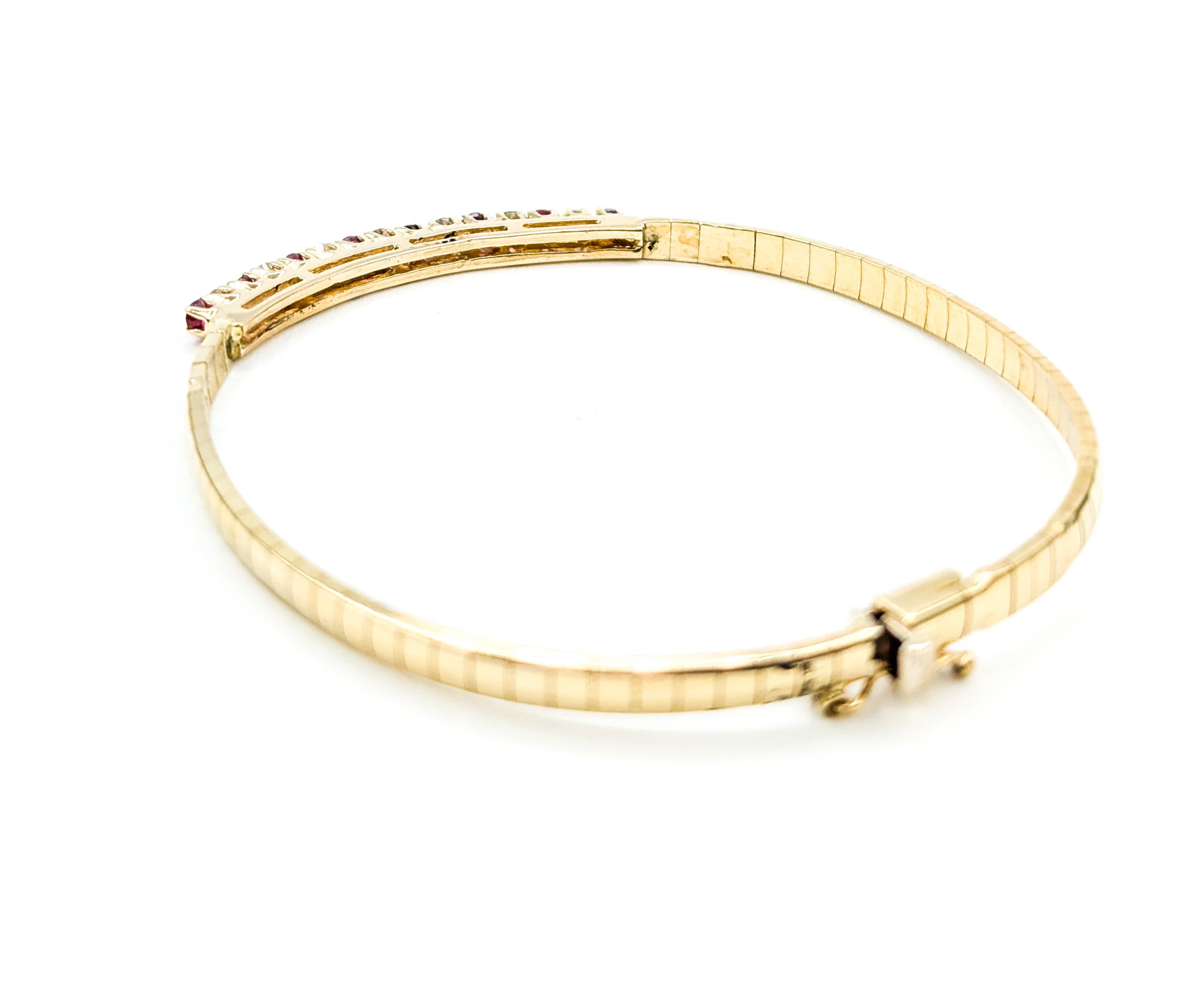 Bracelet Omega délicat en or jaune avec rubis et diamants Excellent état - En vente à Bloomington, MN