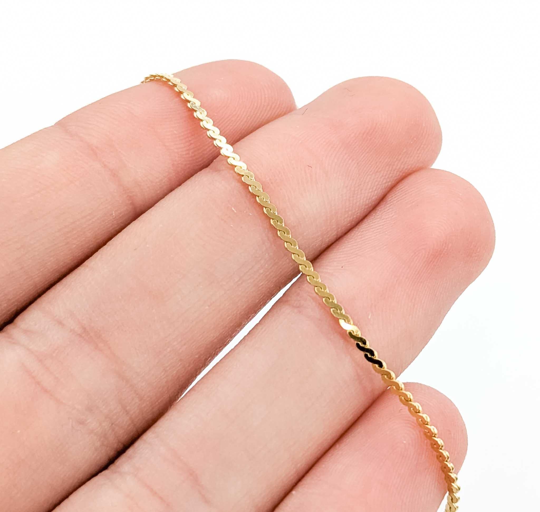 Delicate S-Link Bracelet in 14k Yellow Gold In condizioni ottime in vendita a Bloomington, MN
