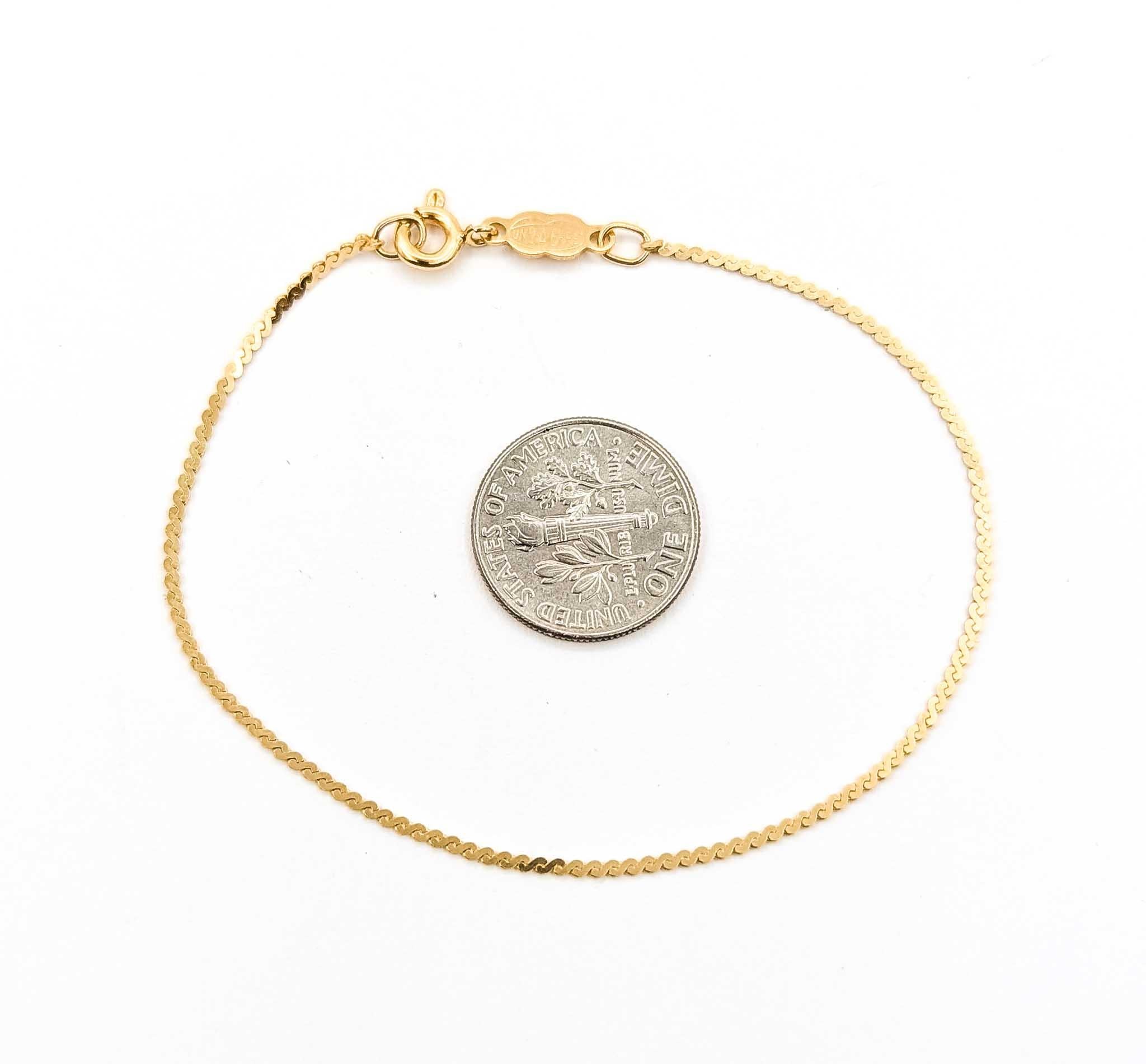 Delicate S-Link Bracelet in 14k Yellow Gold in vendita 4