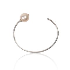 Delicate Silver pearl bracelet bangle