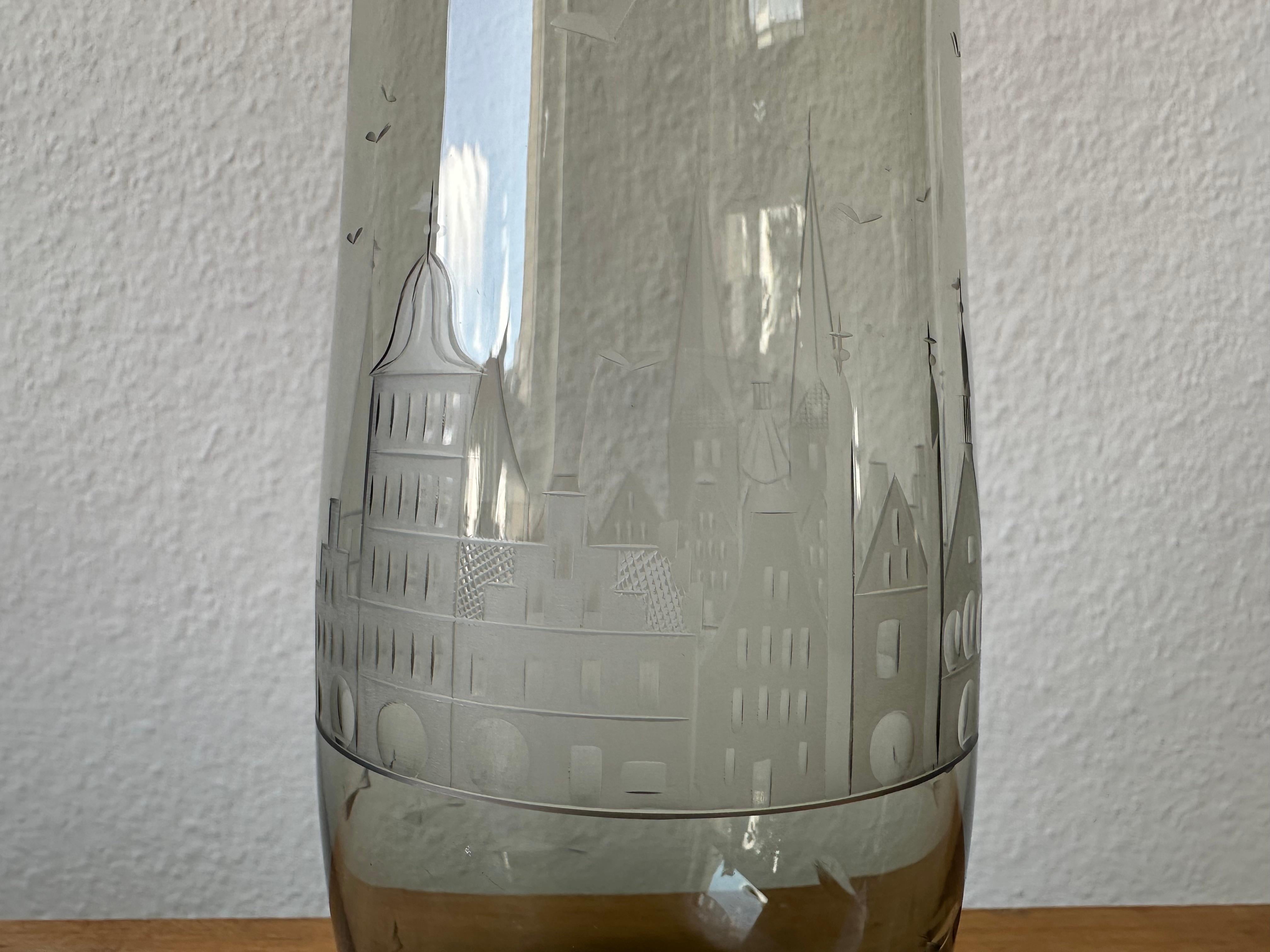 Late 20th Century Delicate Smoky Grey Glass Vase by Carl Rotter, Lübeck Skyline Engraving For Sale
