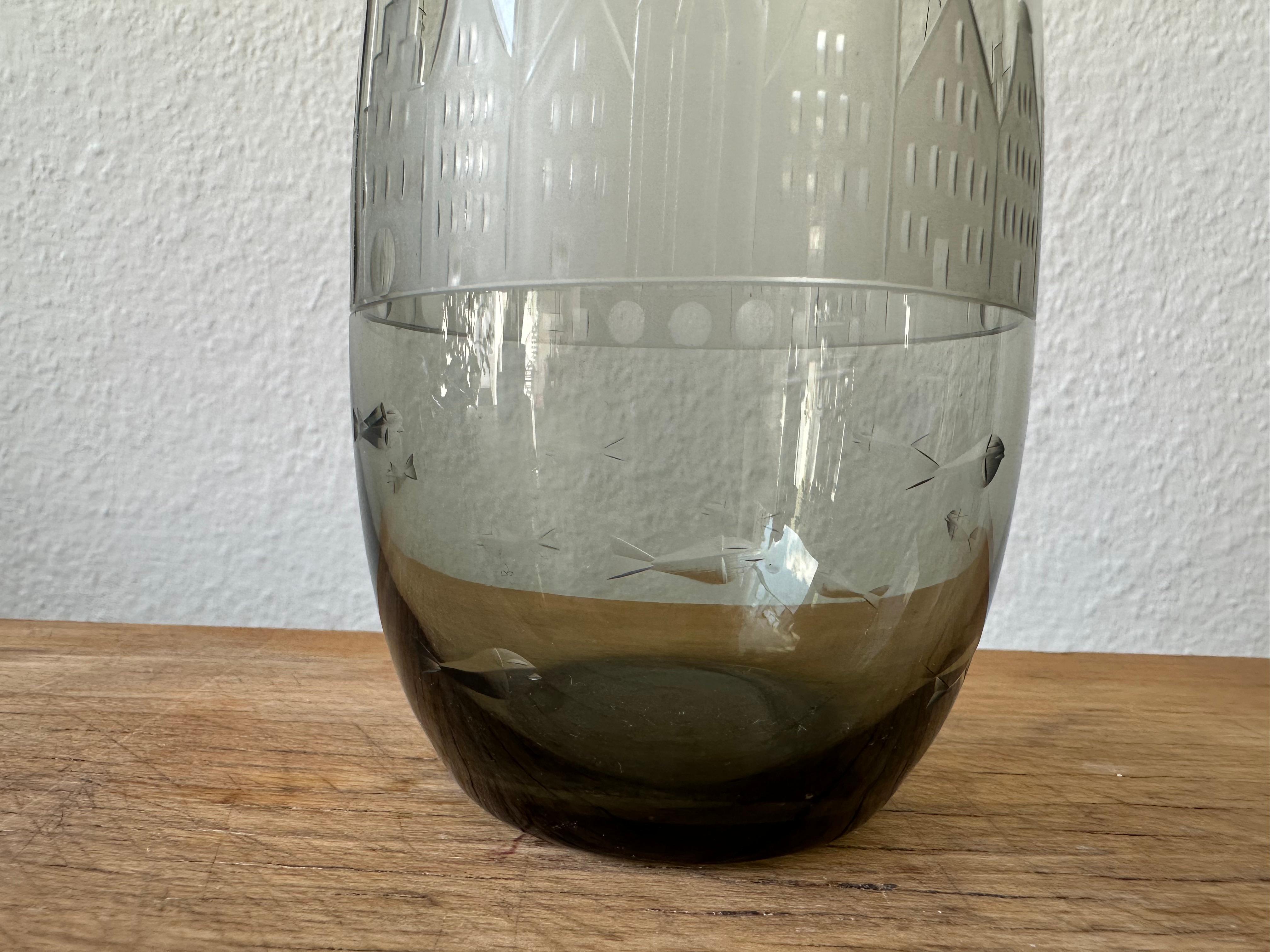 Delicate Smoky Grey Glass Vase by Carl Rotter, Lübeck Skyline Engraving For Sale 1
