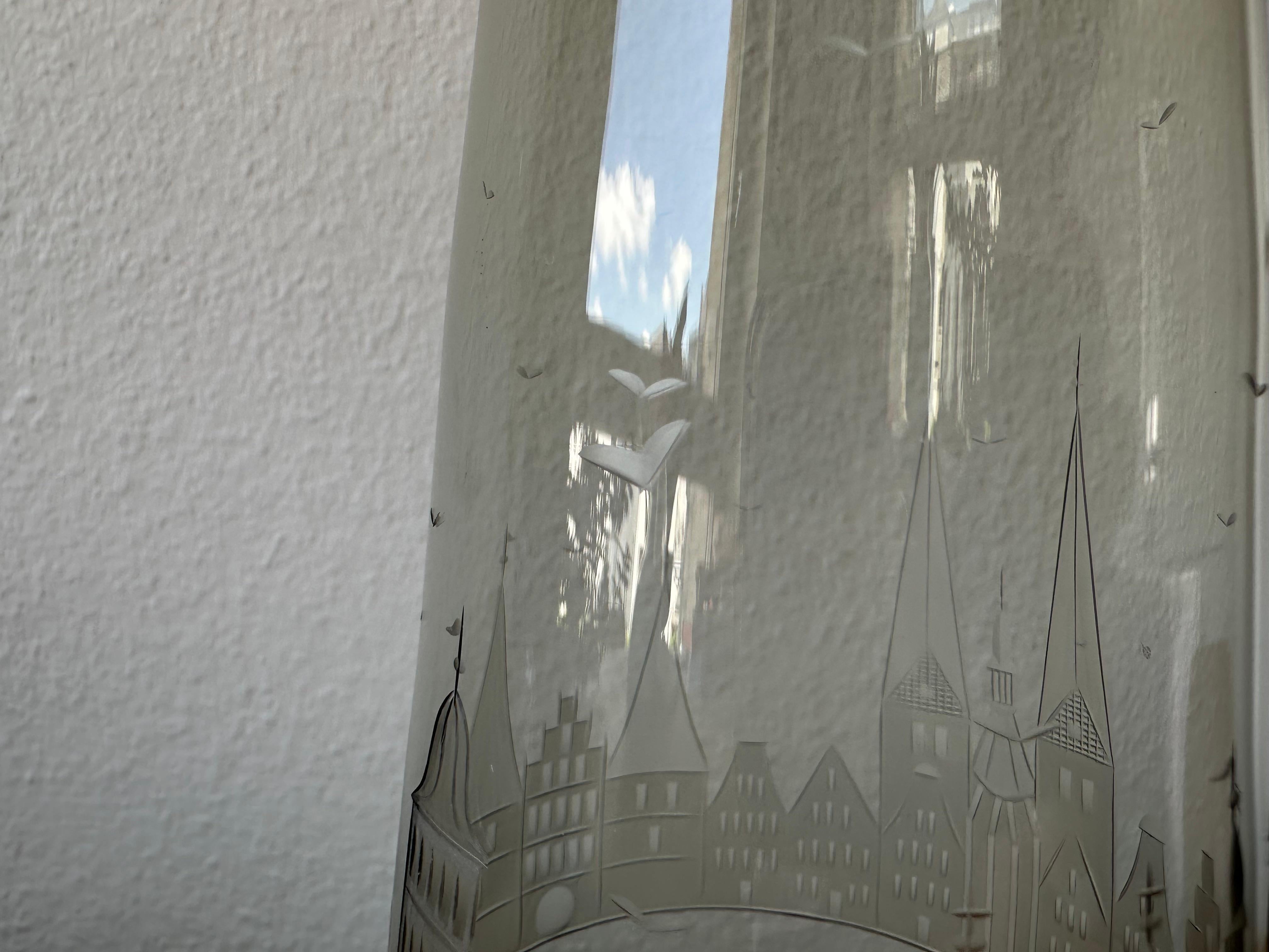 Delicate Smoky Grey Glass Vase by Carl Rotter, Lübeck Skyline Engraving For Sale 2