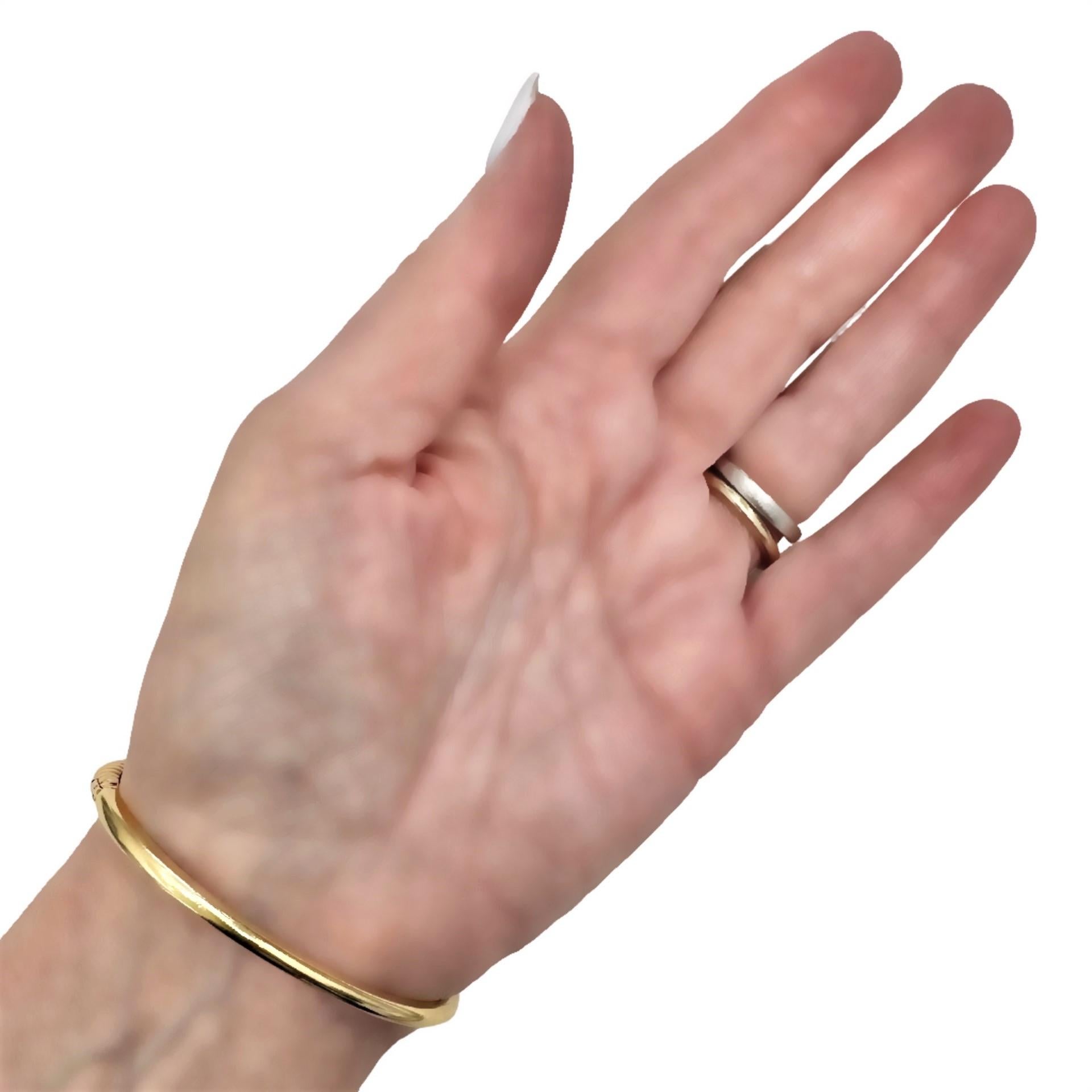 Delicate Vintage French Mid-20th Century 18k Gold and Diamond Bangle Bracelet 6