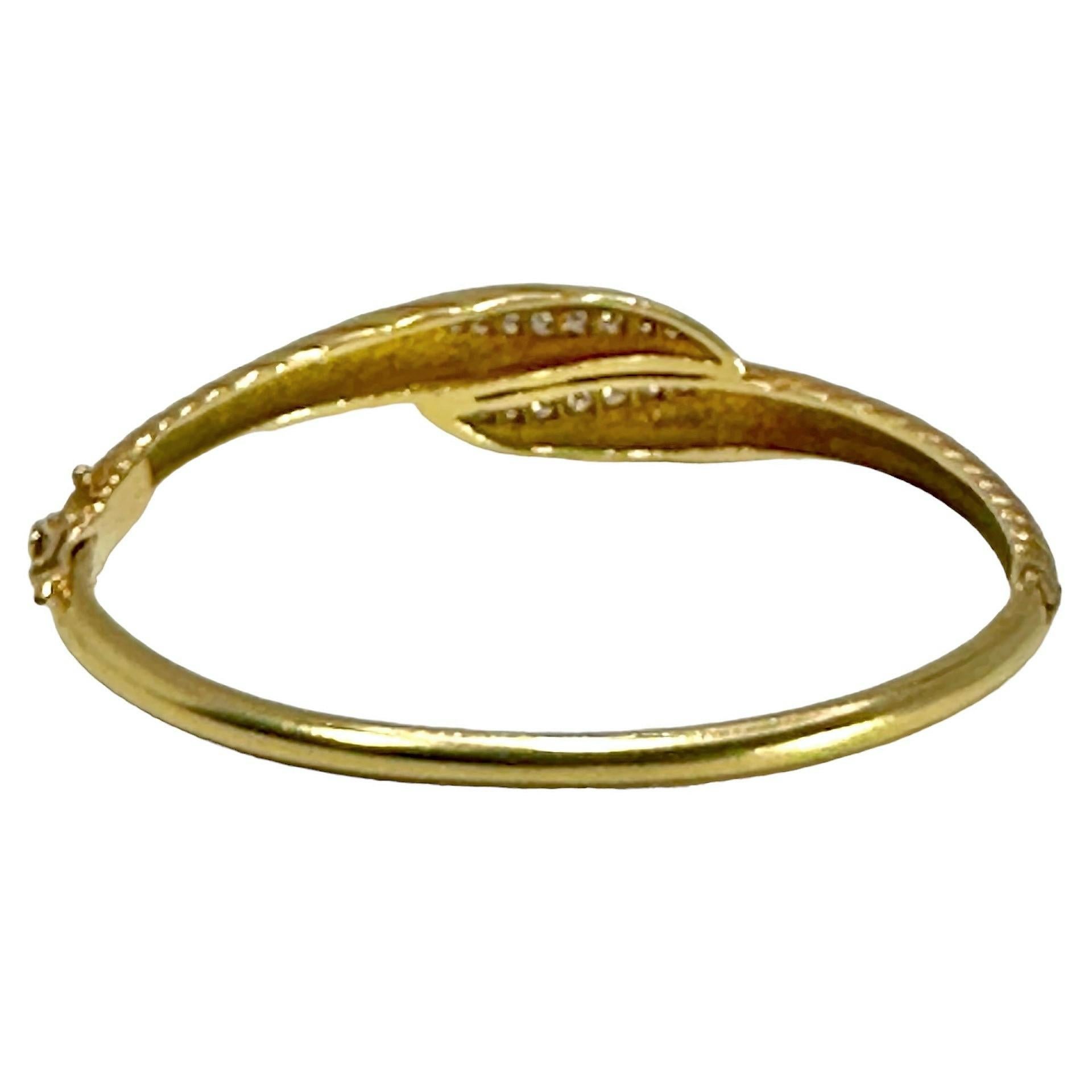 Brilliant Cut Delicate Vintage French Mid-20th Century Gold and Diamond Bangle Bracelet For Sale
