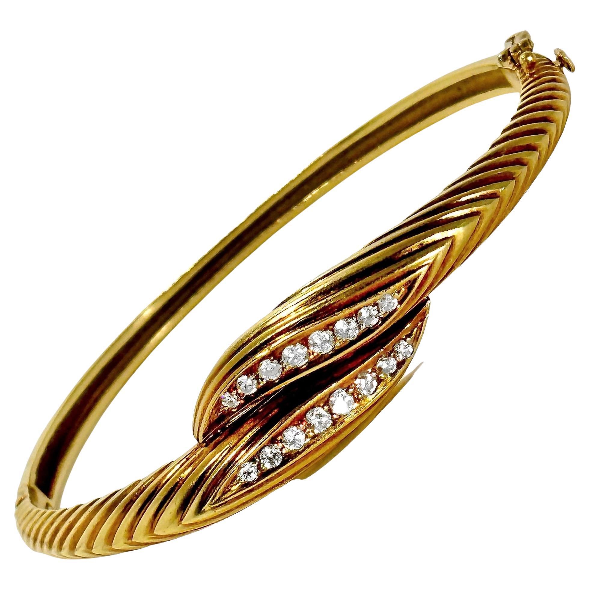 Delicate Vintage French Mid-20th Century Gold and Diamond Bangle Bracelet For Sale