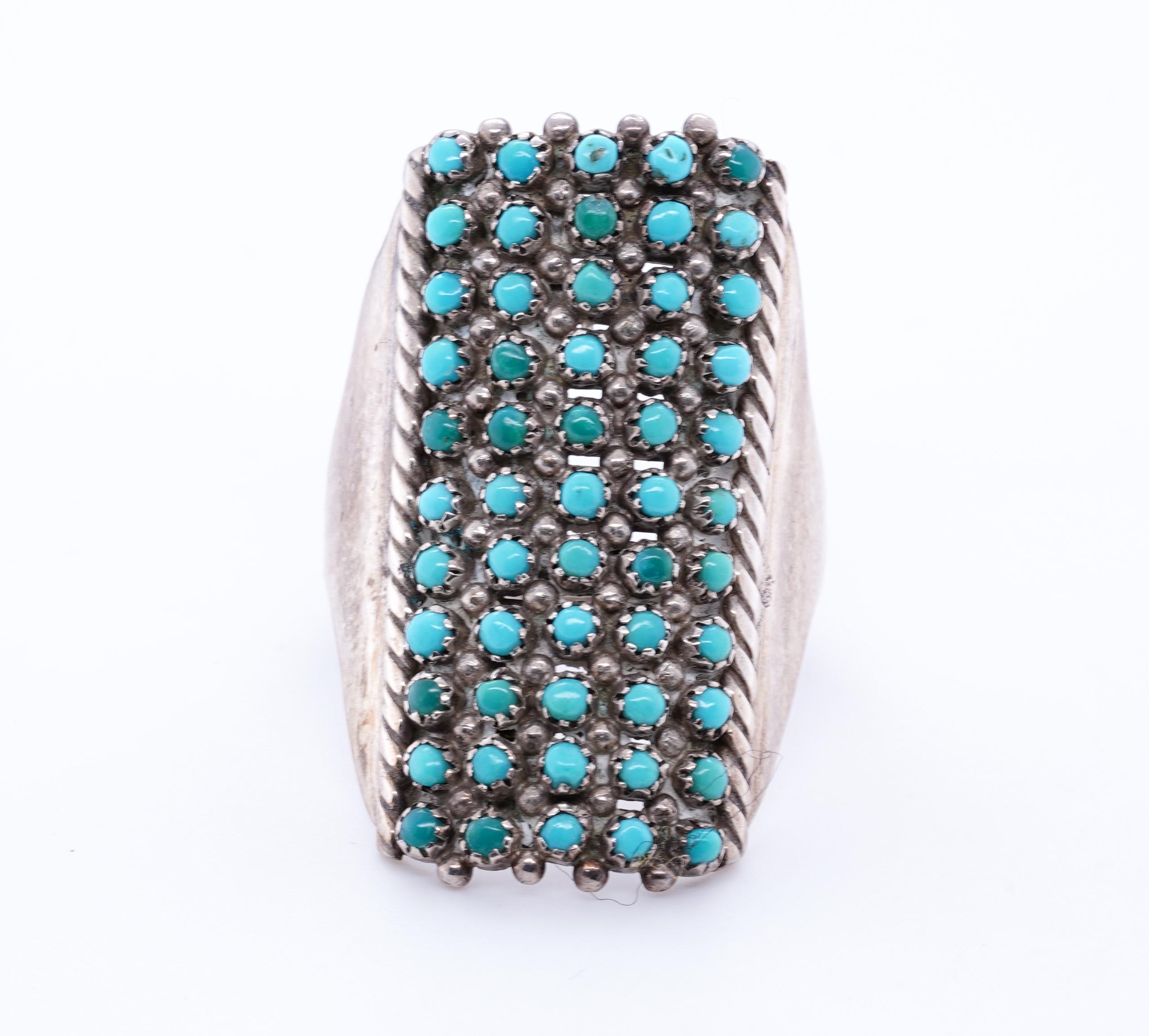 Zarter, Vintage Navajo Sterling mit blauem Türkis Ring, Indigene Kunst (Nord-/Südamerika) (Rundschliff)