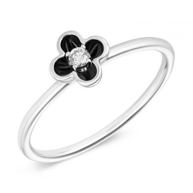 For Sale:  Delicate White Gold White Diamond Black Enamel Flower Ring for Her 3