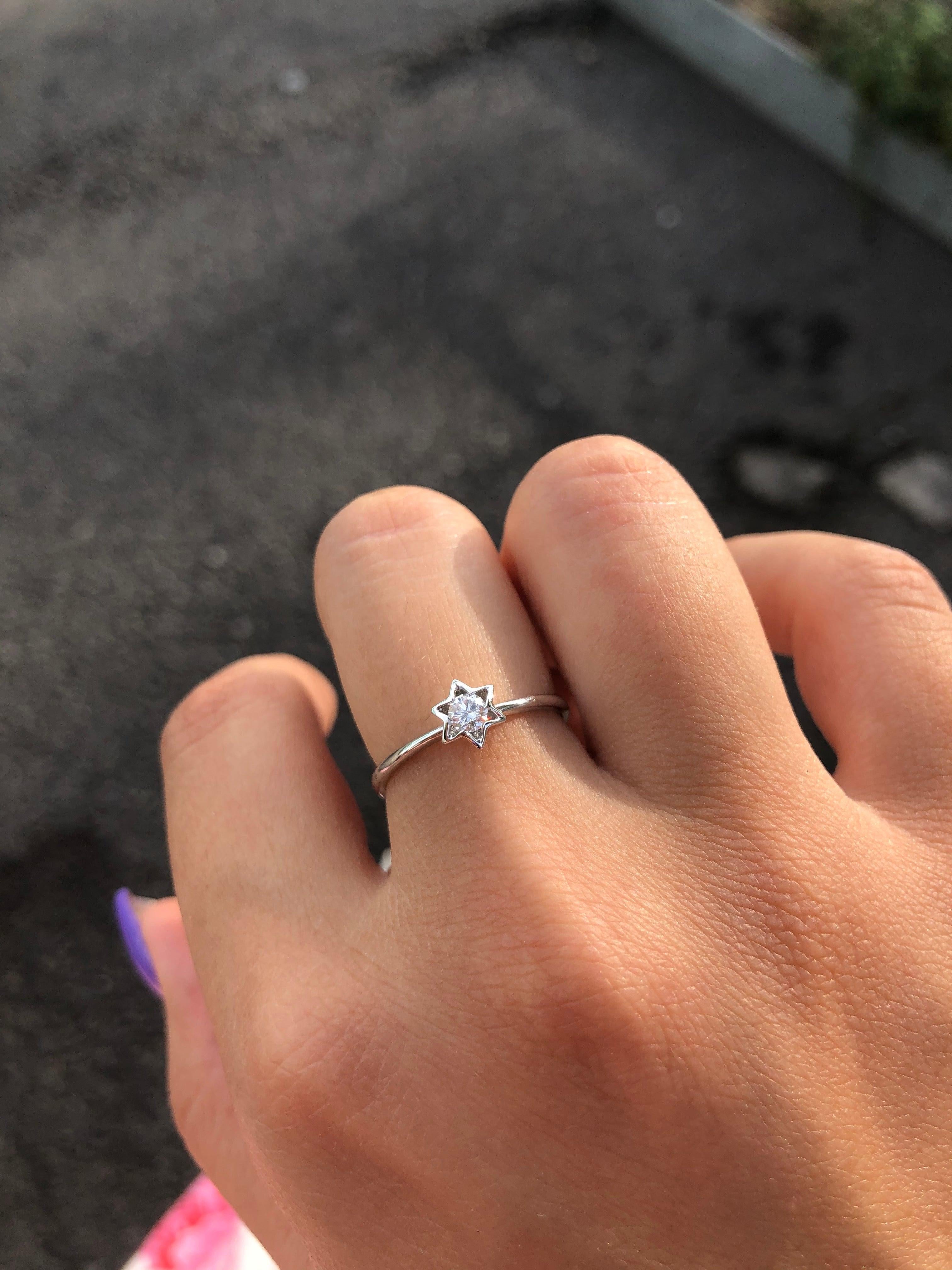 For Sale:  Delicate White Gold White Diamond Engagement Wedding Ring 4