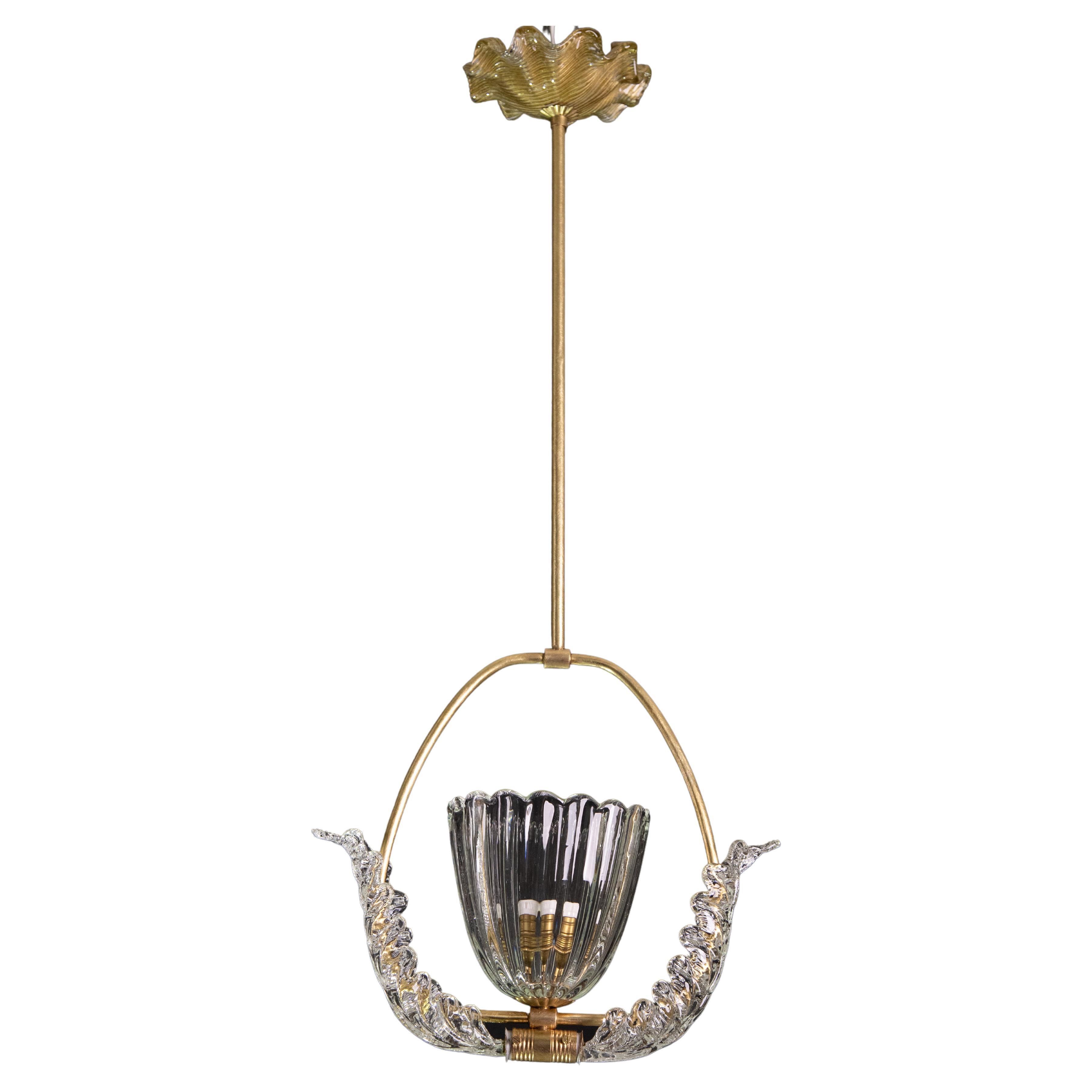 Splendid Art Deco style pendant made by the Barovier & Toso glassworks in the 1940s-1950s. The chandelier is 70cm high with the rod, 35cm wide. Mount an E27 light. The chandelier is made up of 3 glass elements. 