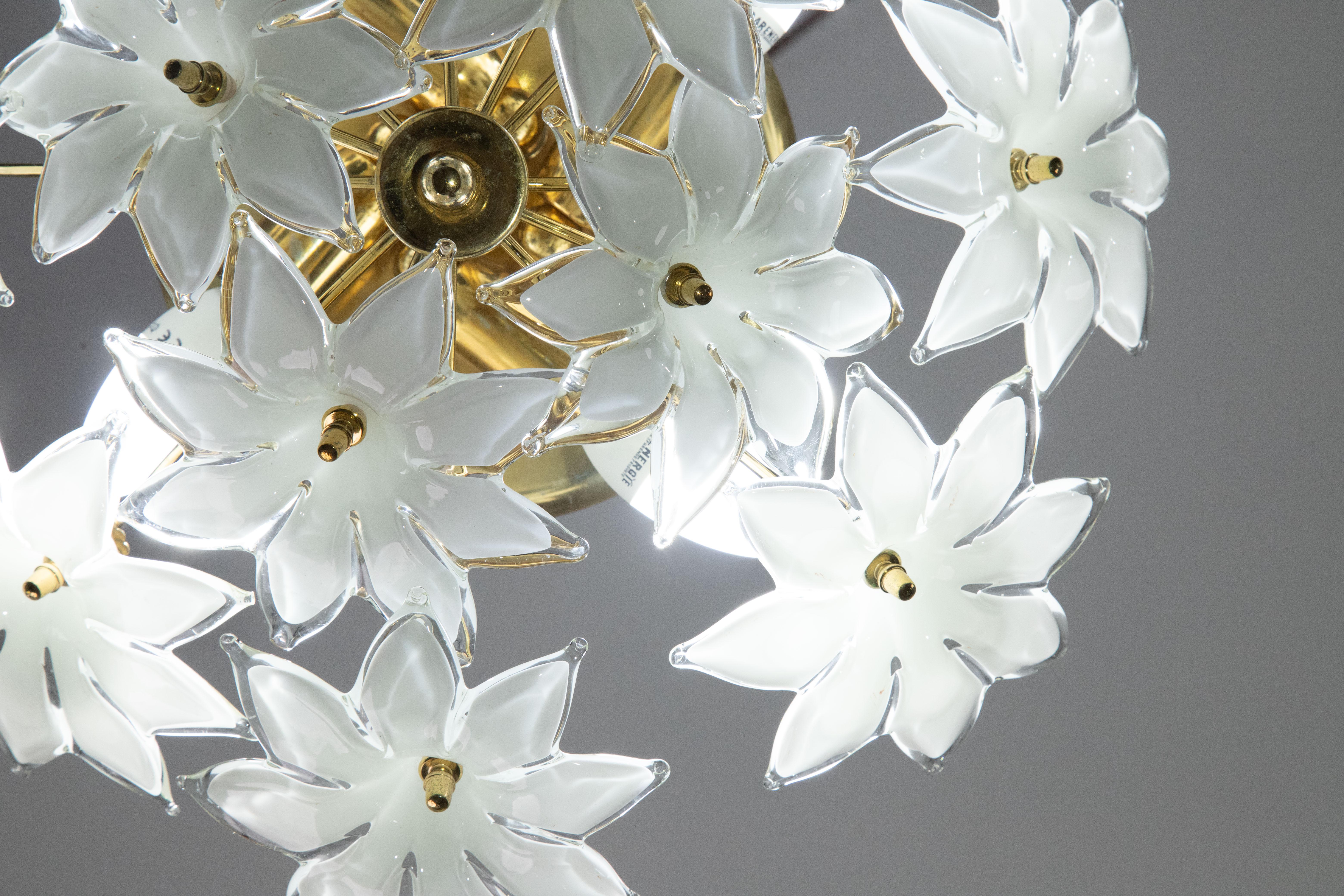 Delicious Murano Vintage Ceiling Light White Flowers, 1970s 2