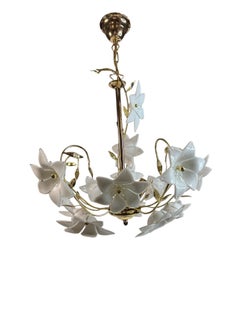 Delicious Murano Vintage Chandelier with White Glass Flowers, 1970s