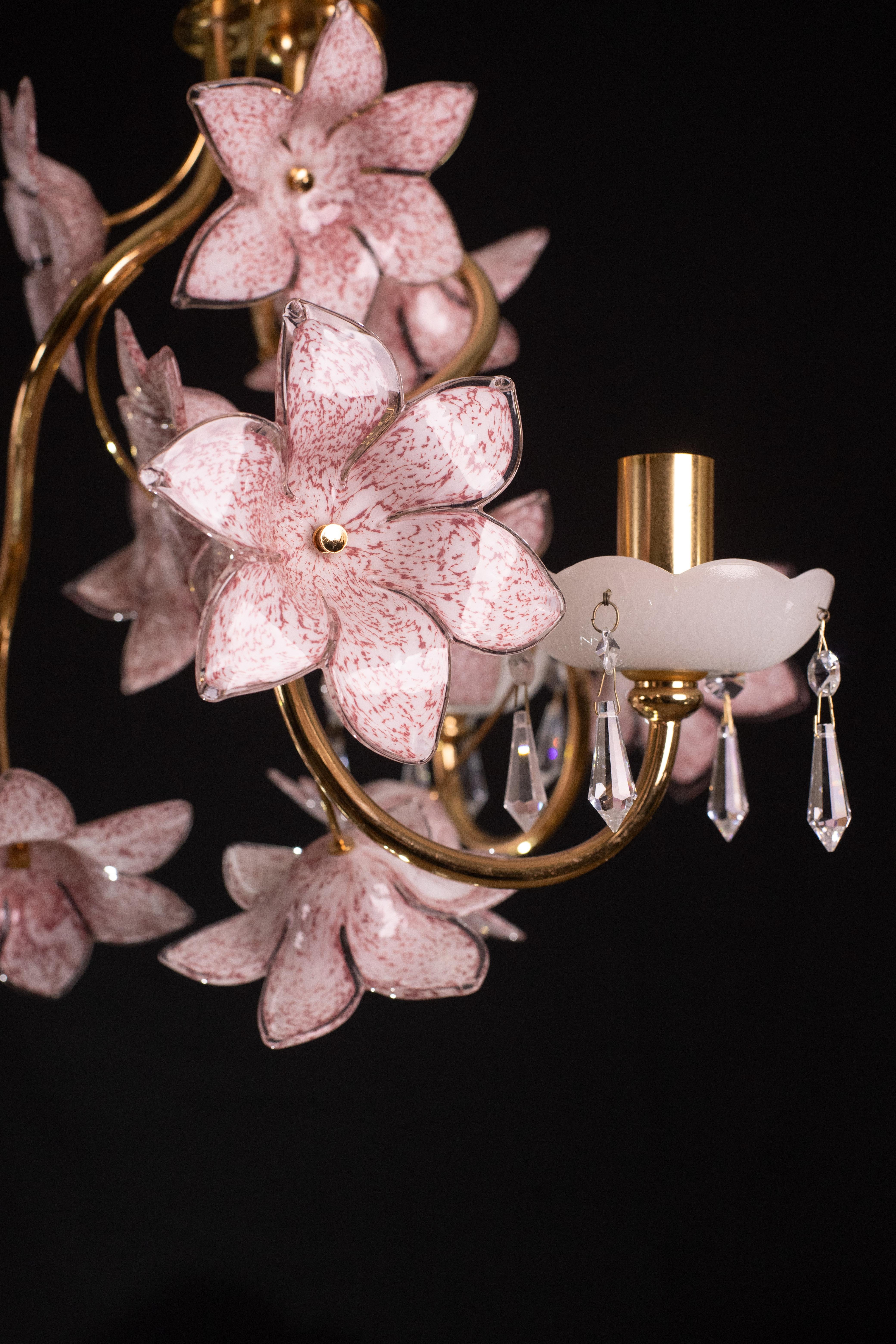 Delicious Pink Flowers Murano Chandelier, 1970s For Sale 6