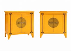 Superbe paire de commodes asiatiques d'époque, restaurées, en laque « Marigold » de Parzinger