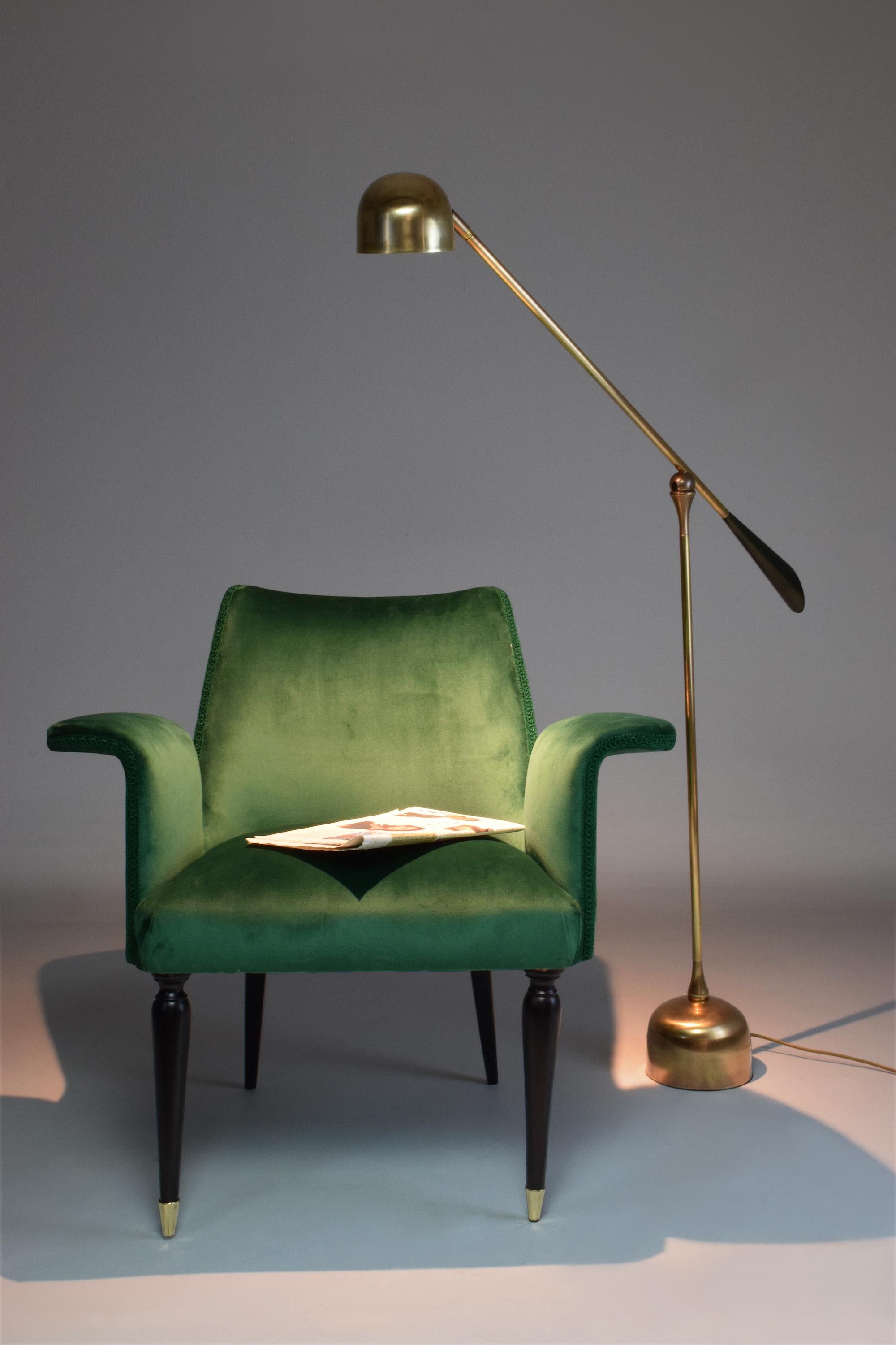 Laiton De.Light F4 lampadaire contemporain articulé en laiton, collection Flow en vente