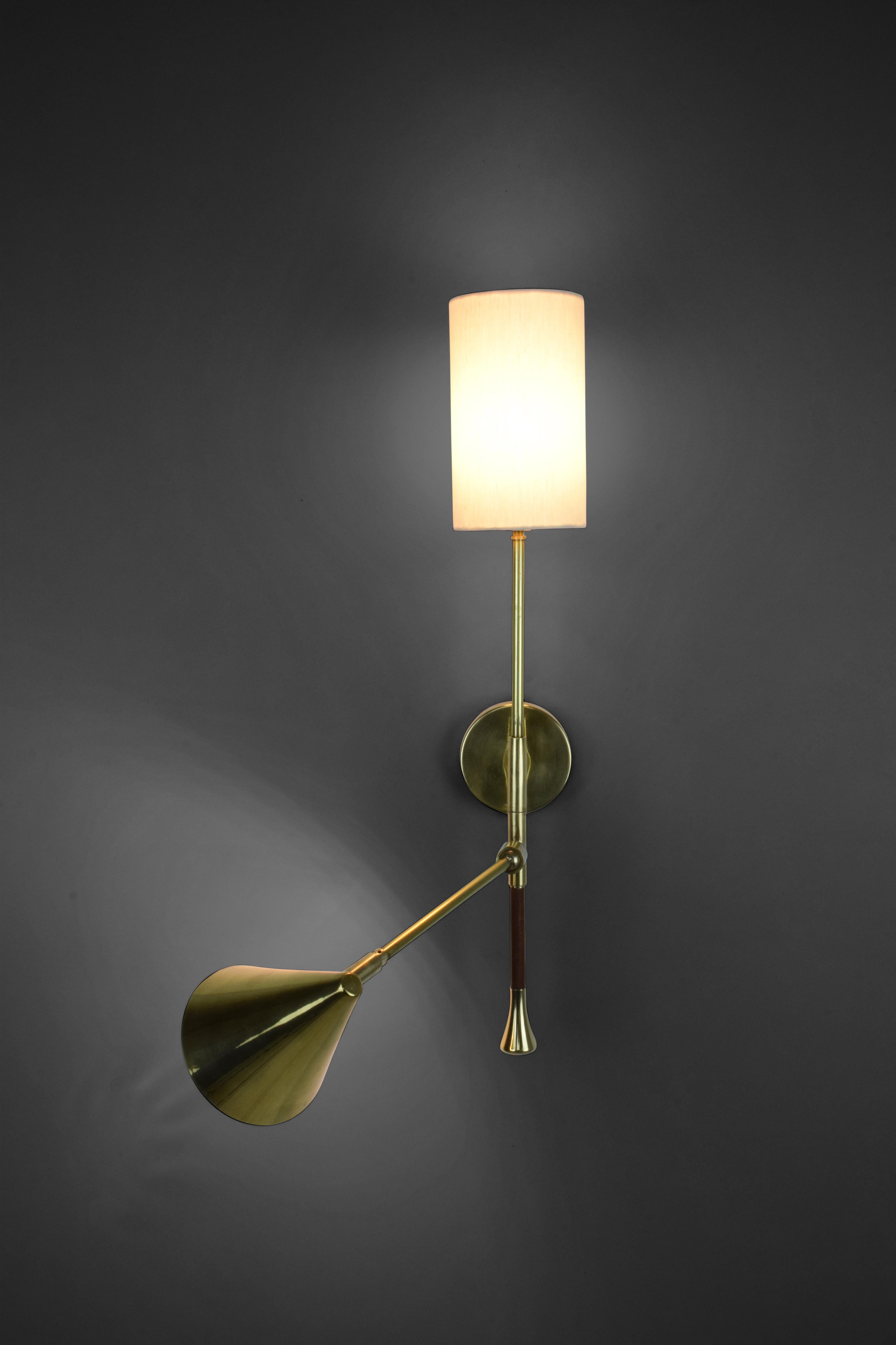 Modern De.Light W2 Contemporary Brass Articulating Double Wall Light, Flow 2 Collection For Sale