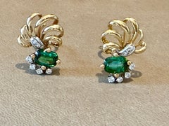 Delightful 18 K yellow & white Gold Earrings Torumaline &Diamond, Circa 1950's