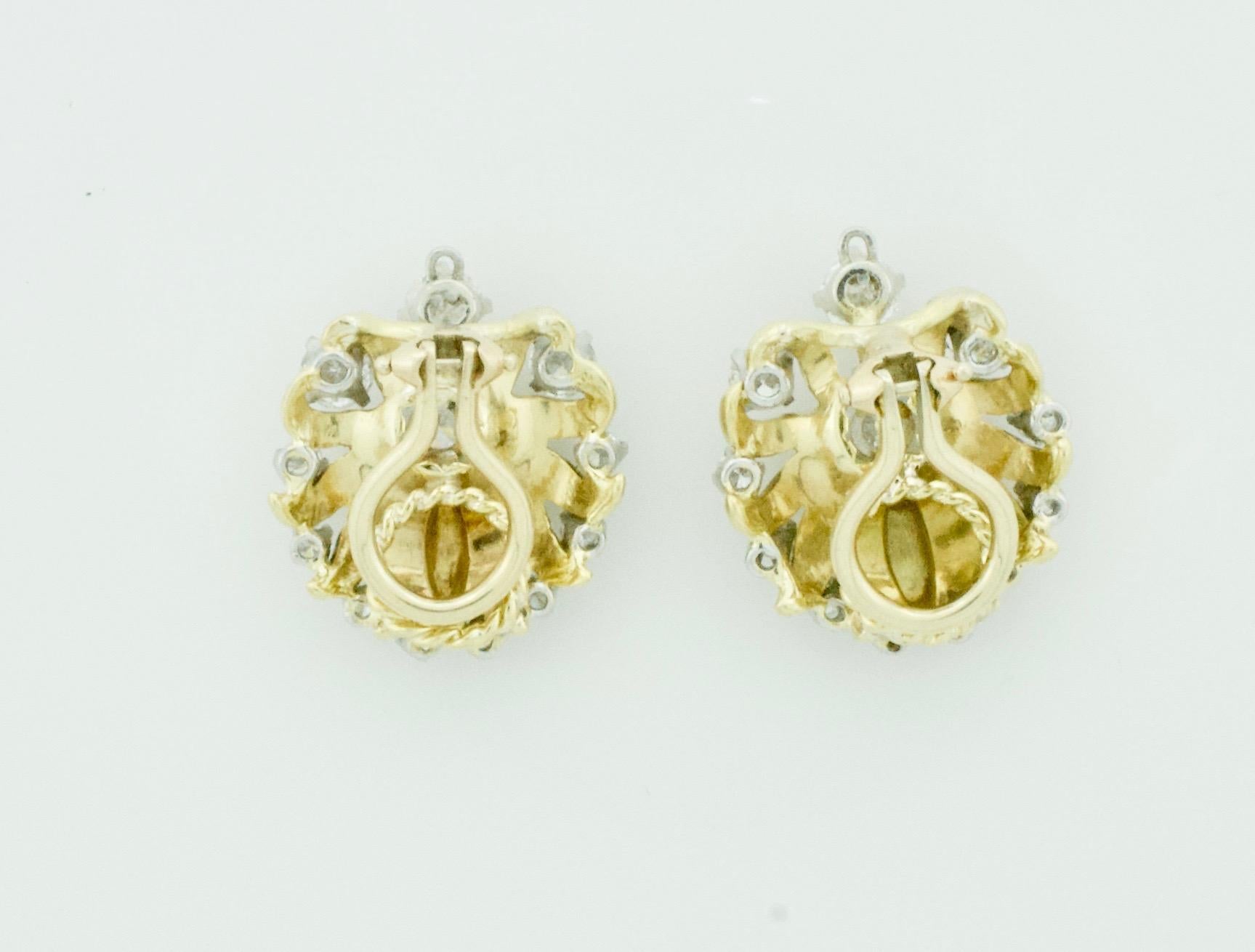 Delightful 18k Yellow and White Gold Earrings, Circa 1950's In Excellent Condition For Sale In Wailea, HI