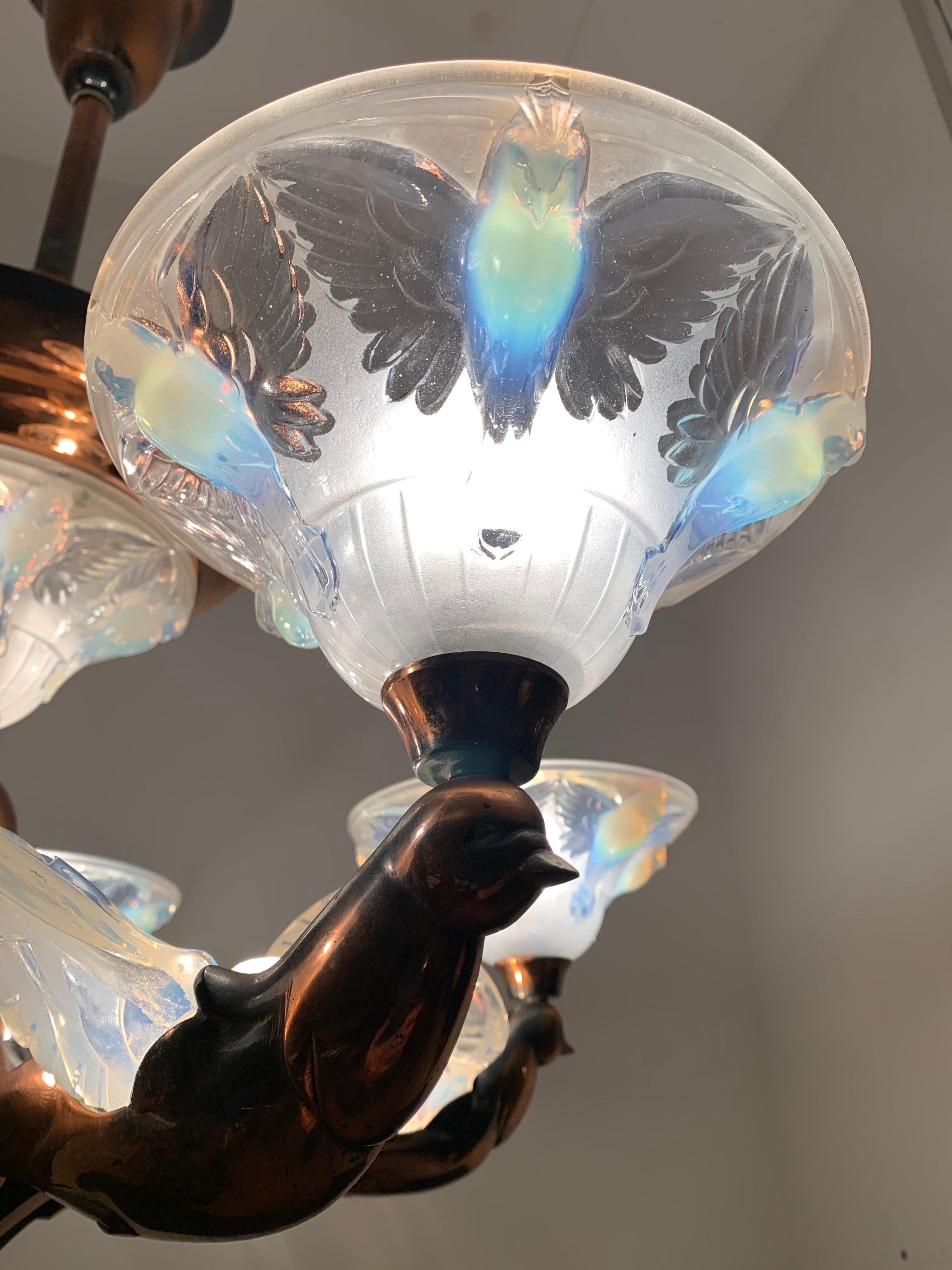 Marvelous Bronze Art Deco Chandelier with René Lalique St. Glass Bird Sculptures For Sale 8