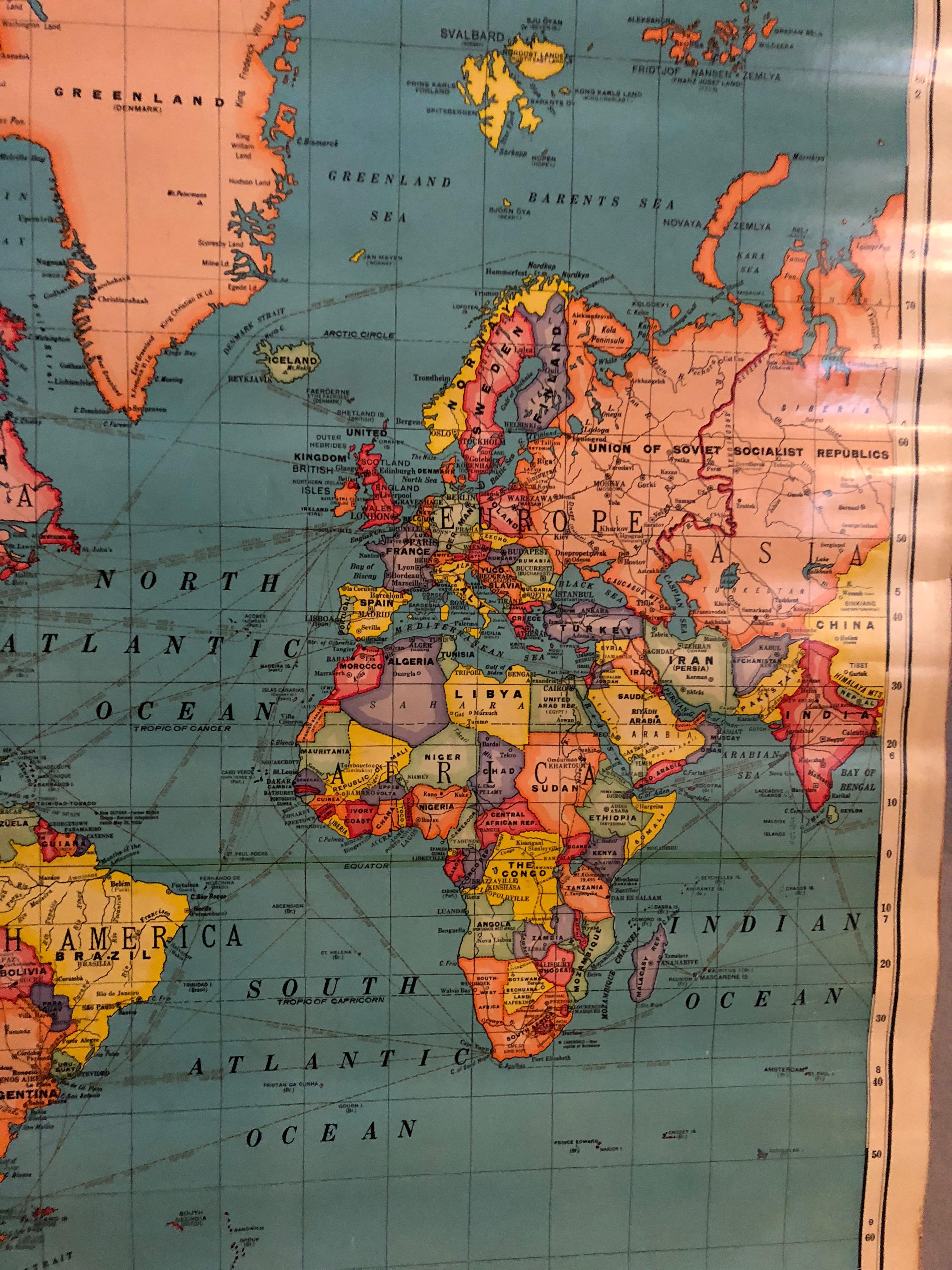 Paper Delightful Big Retro Roller Wall Map of the World