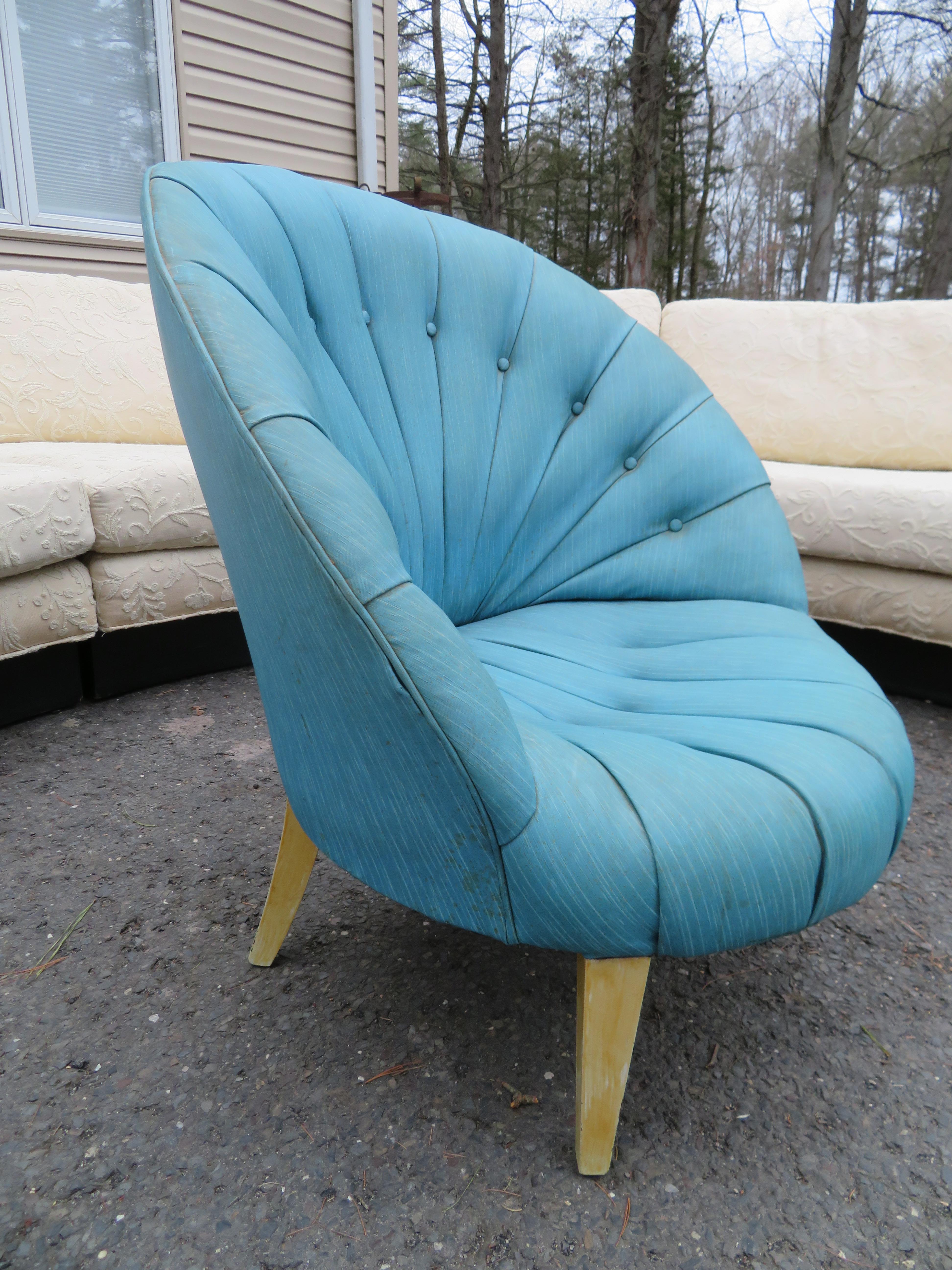 Delightful Dorothy Draper style channel-tufted circular chair. This chair will need to be re-upholstered as the original fabric is worn and dated. It measures 31.5