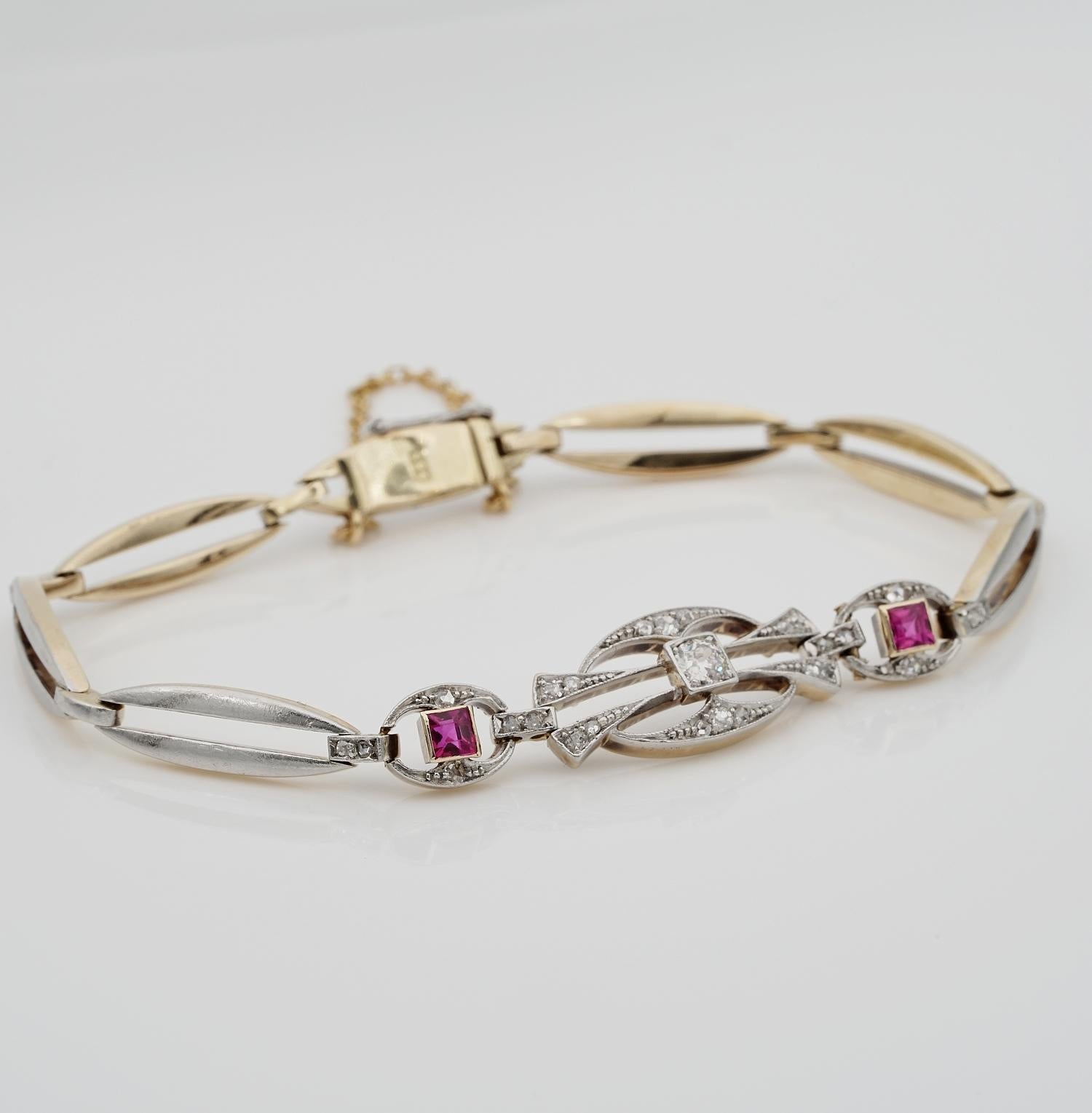 Delightful Edwardian Diamond Ruby Platinum Gold Bracelet In Good Condition For Sale In Napoli, IT
