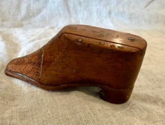 Delightful English Shoe Form Snuff Box