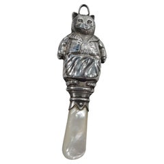 Antique Delightful English Victorian Sterling Silver Kitty Cat Rattle