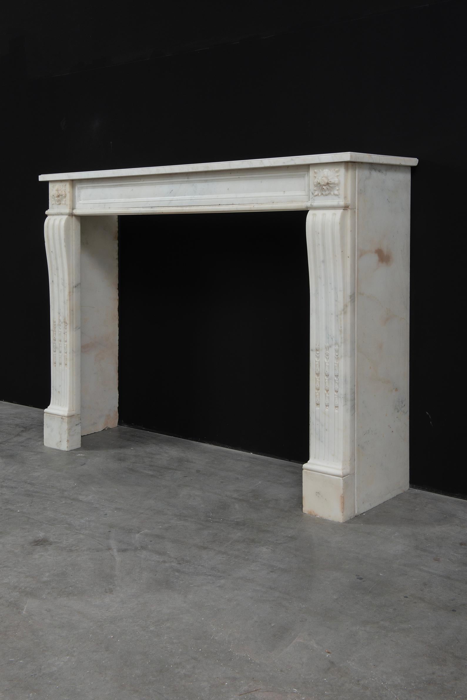 Delightful French Louis XVI Style Fireplace Mantel For Sale 8