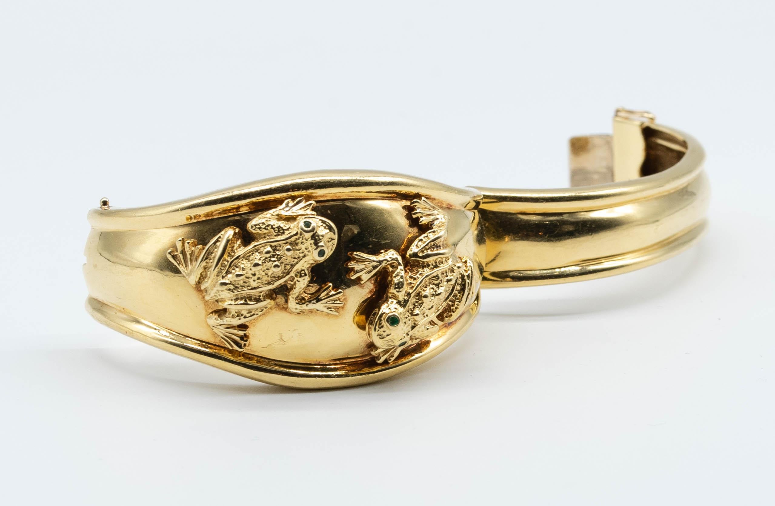 Delightful Frog Motif 18 Karat Gold Bangle Bracelet For Sale 1