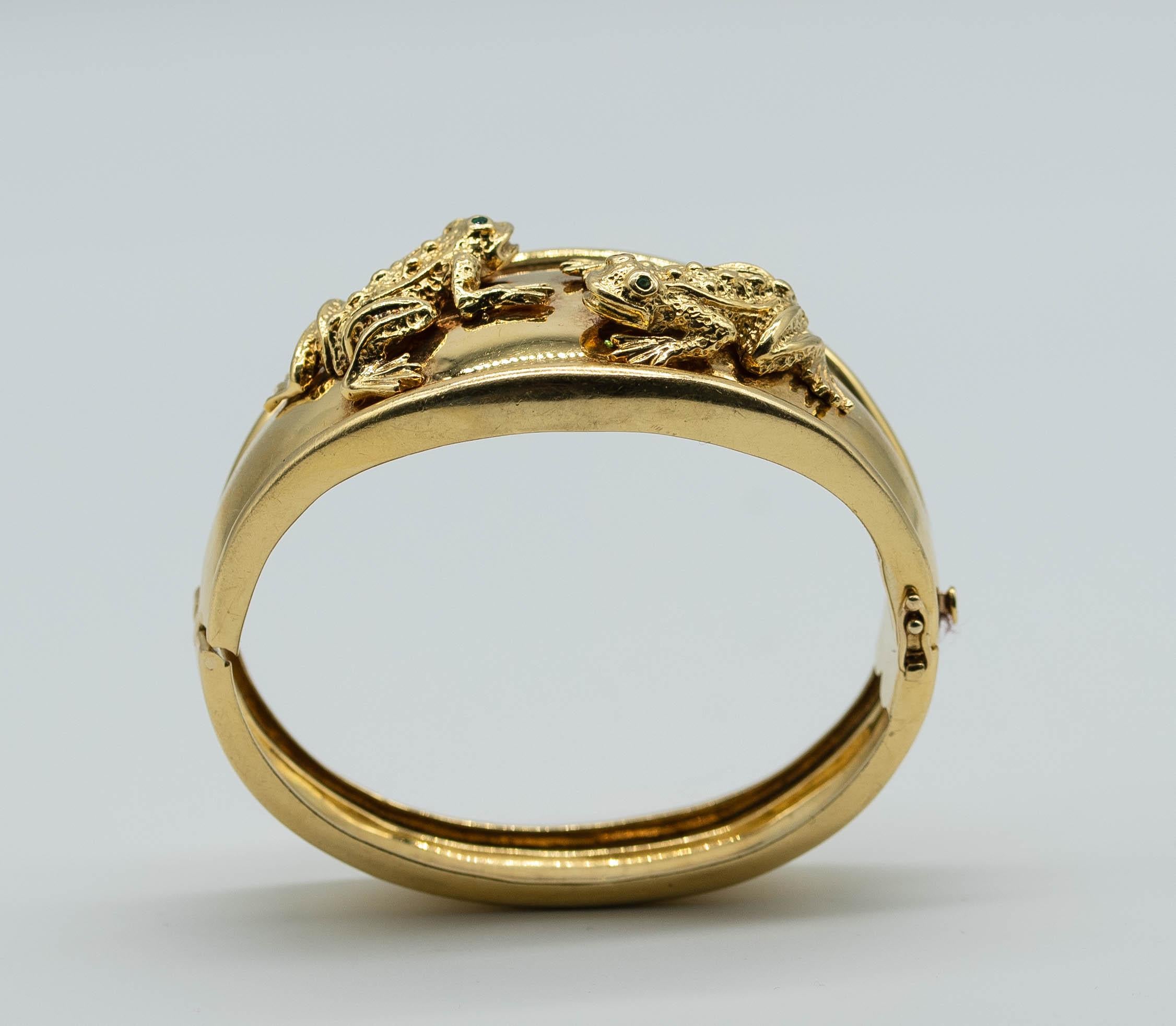 Delightful Frog Motif 18 Karat Gold Bangle Bracelet For Sale 3