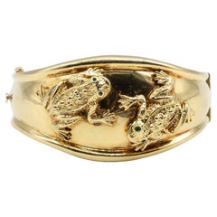 Delightful Frog Motif 18 Karat Gold Bangle Bracelet