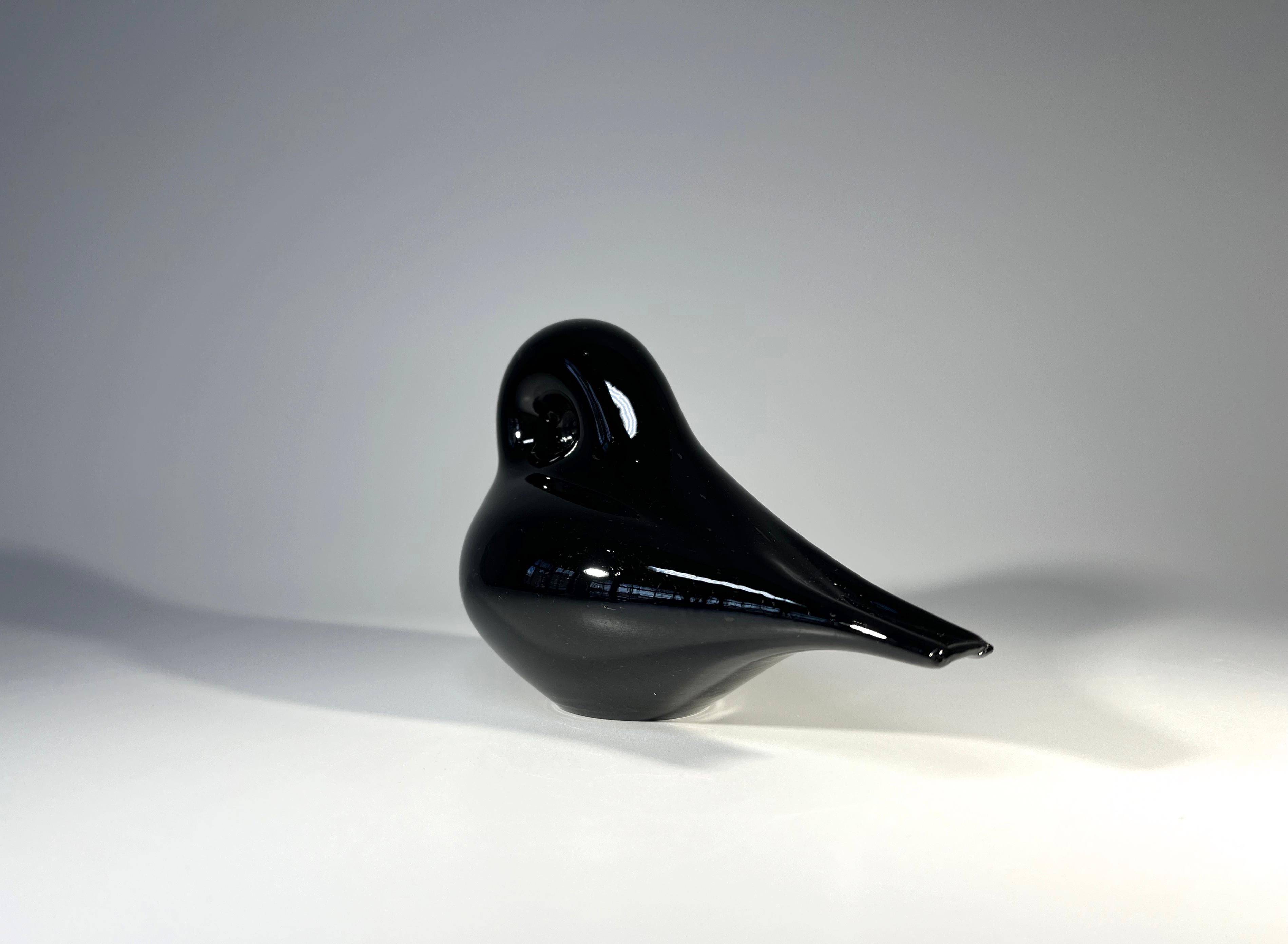Crystal Delightful Hand Blown Glass Black Songbird Mike Hunter, Twists Studio, Scotland For Sale