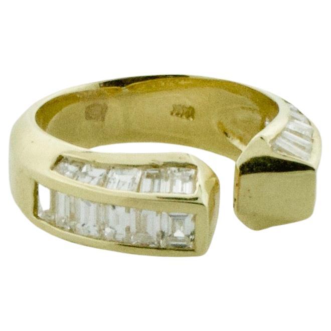 Delightful Petite Diamond Ring in Yellow Gold 1.15 Carats Total For Sale