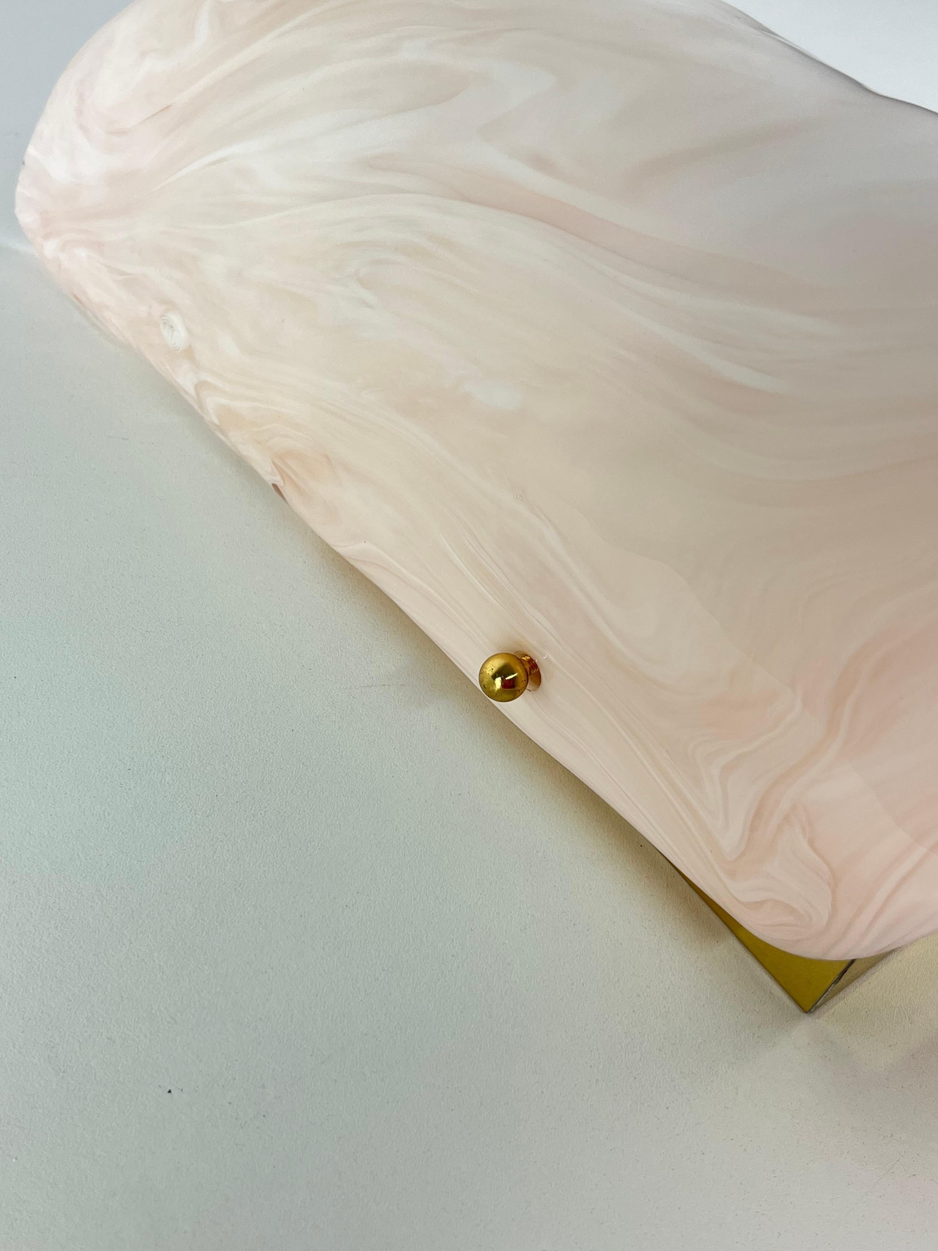 Delightful Venetian Mid-century Murano Glass Wall Lamp, 1960s in vendita 1