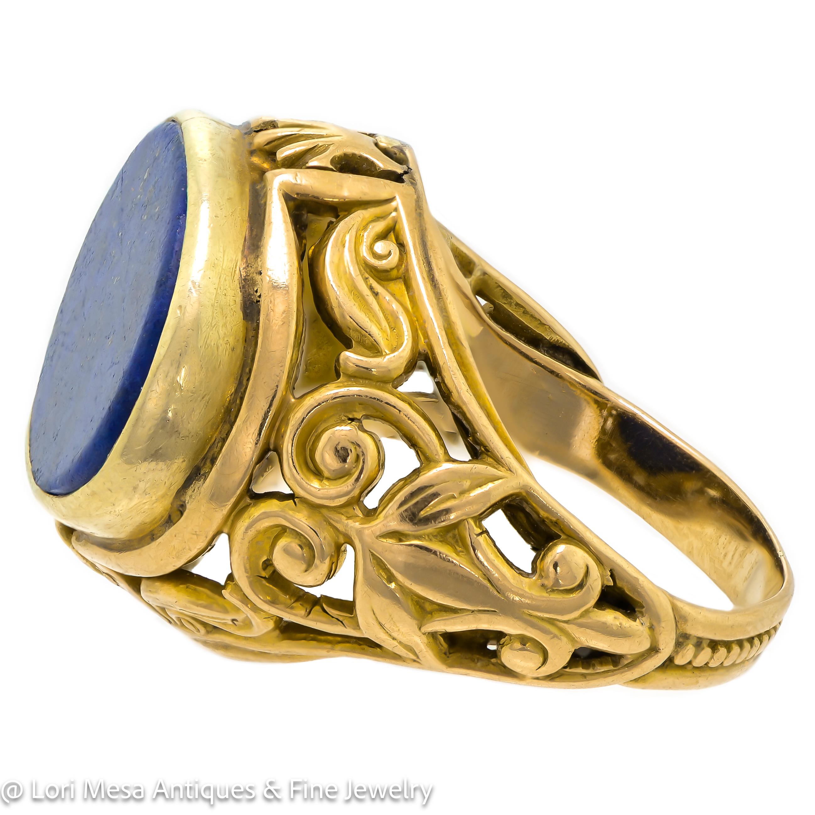 Oval Cut Delightful Victorian Oval Lapis and 14kt Yellow Gold Ring For Sale
