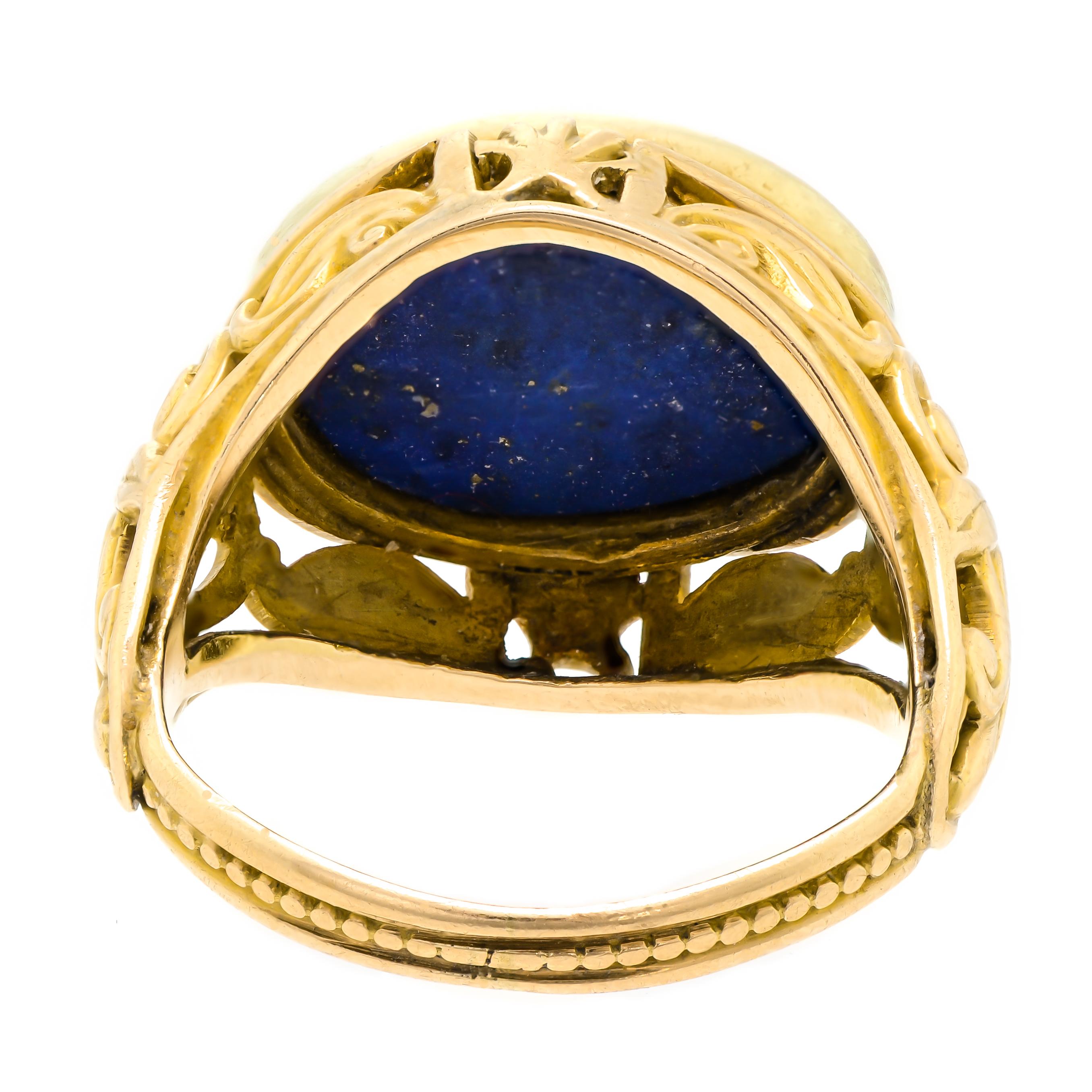 Delightful Victorian Oval Lapis and 14 Karat Yellow Gold Ring For Sale 2