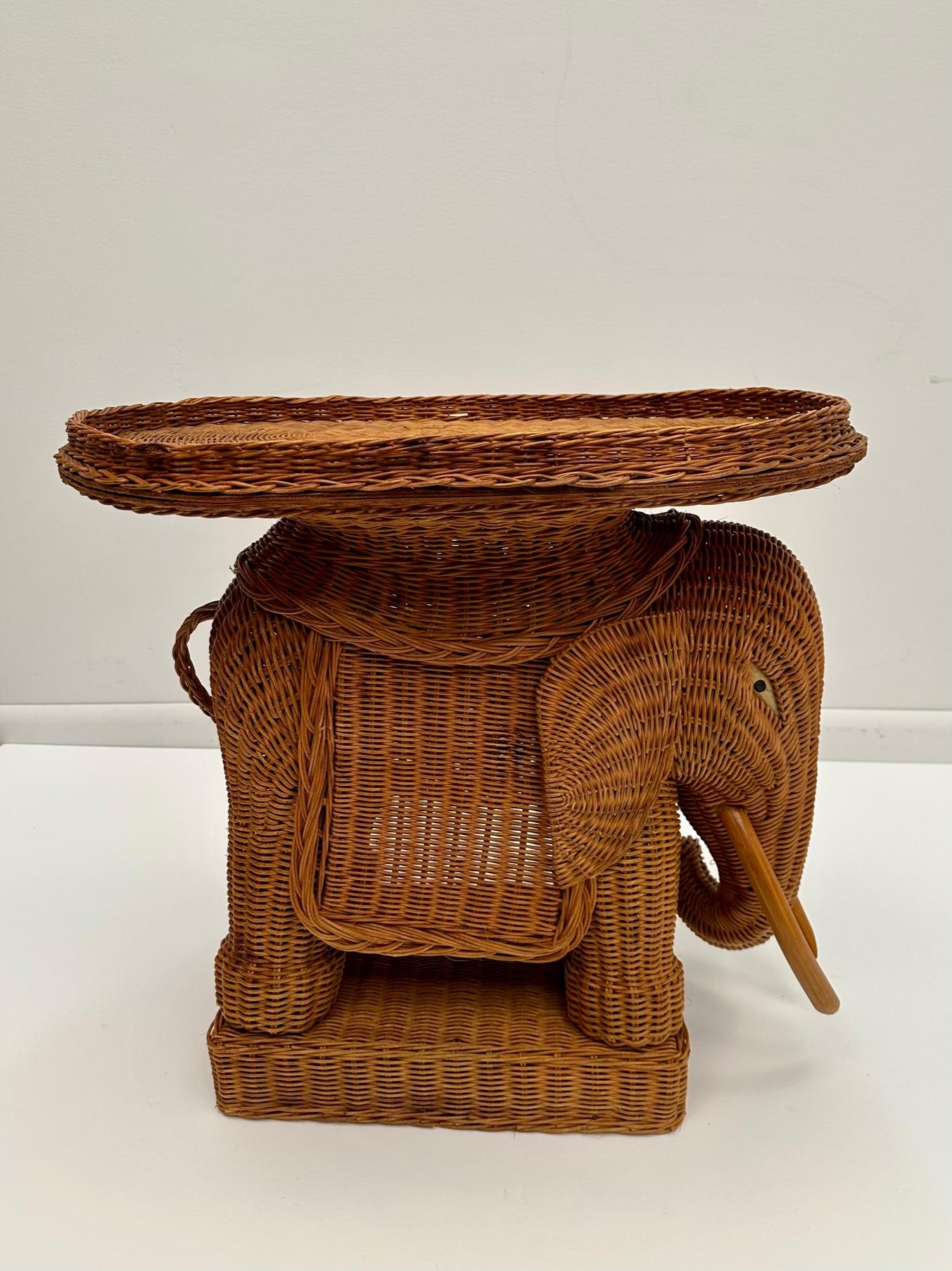 American Delightful Vintage Natural Wicker Elephant Tray Top End Table For Sale
