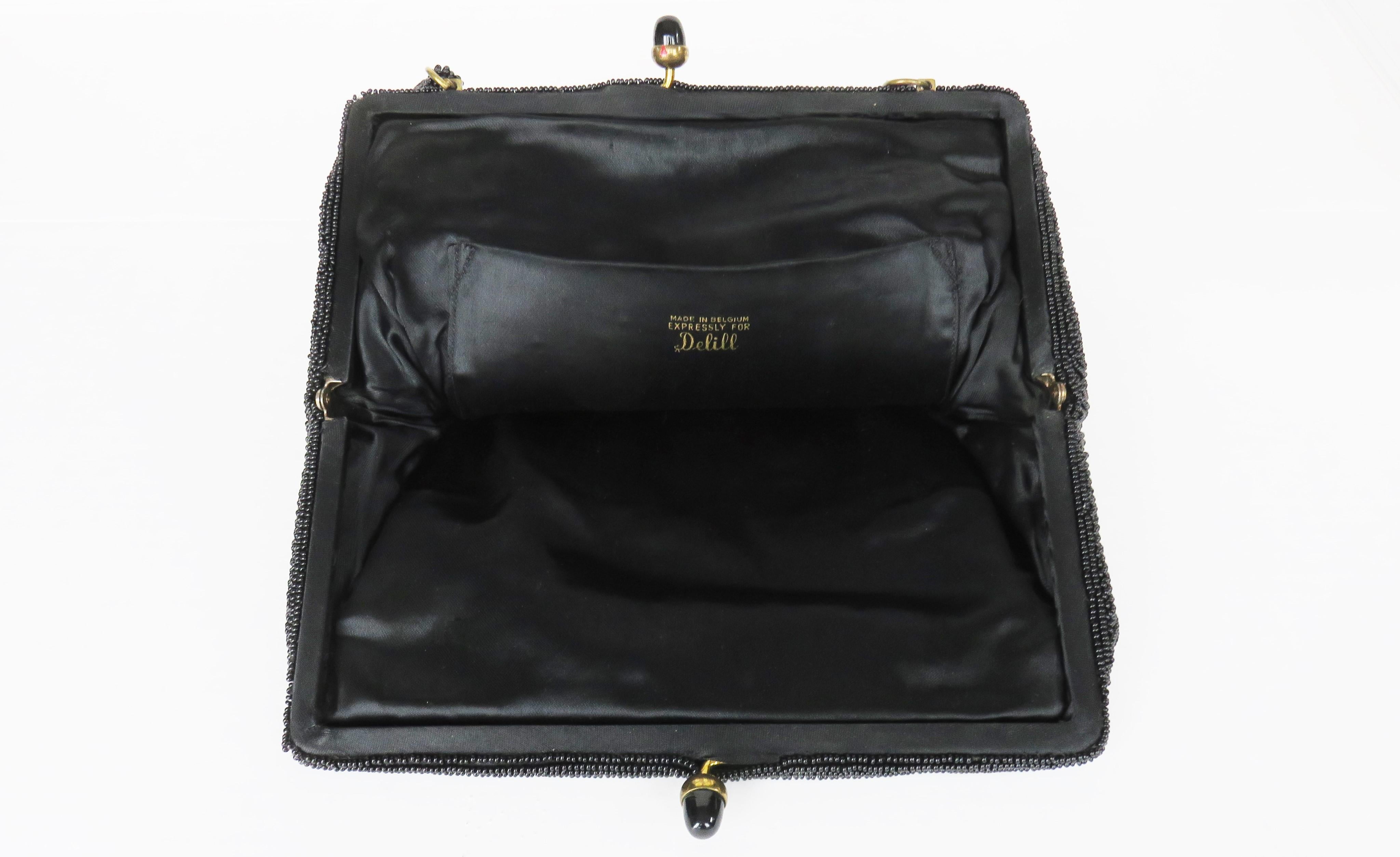 Delill Square Glass Beaded 1940s Handbag For Sale 3