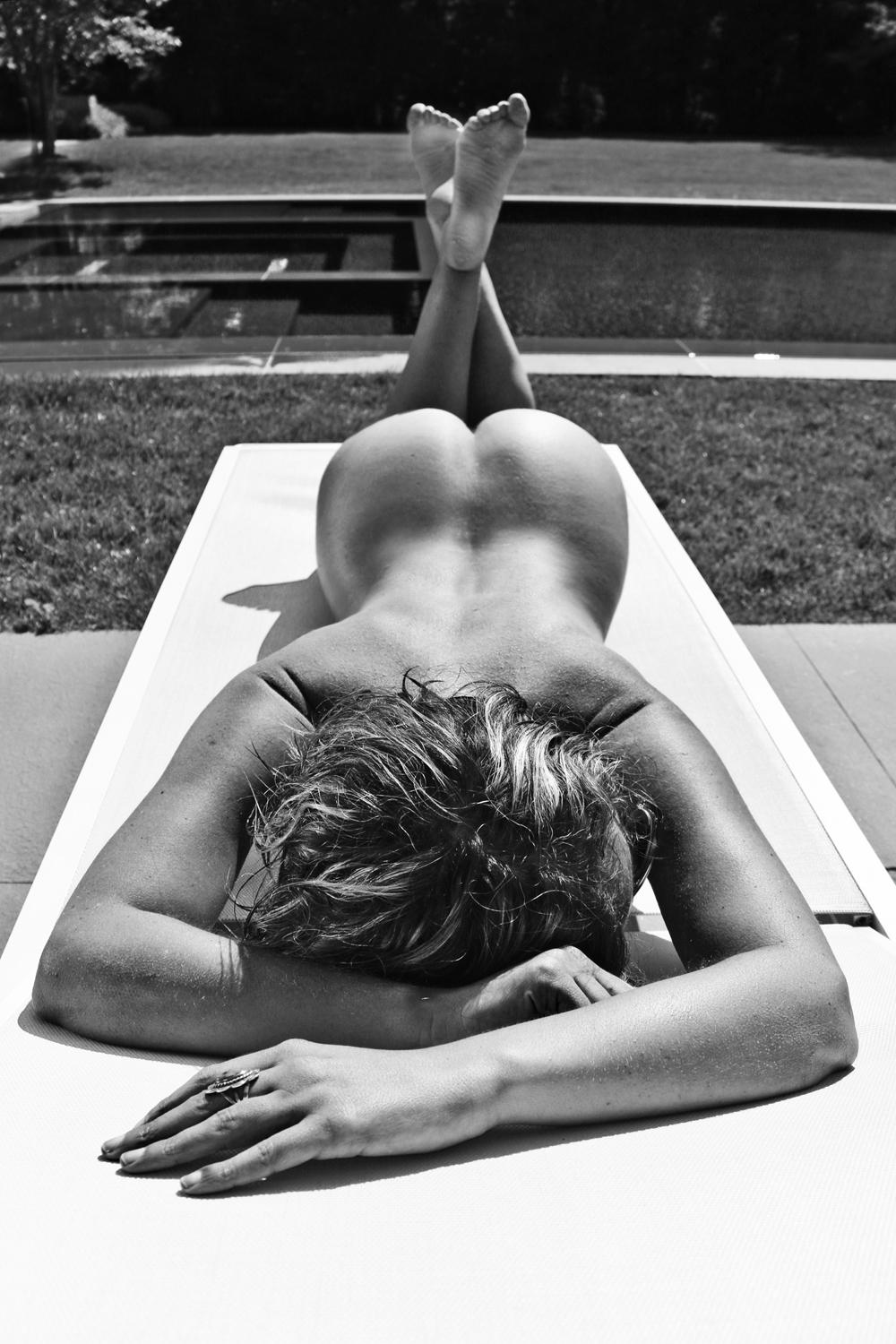 Dell Cullum Black and White Photograph - Poolside 